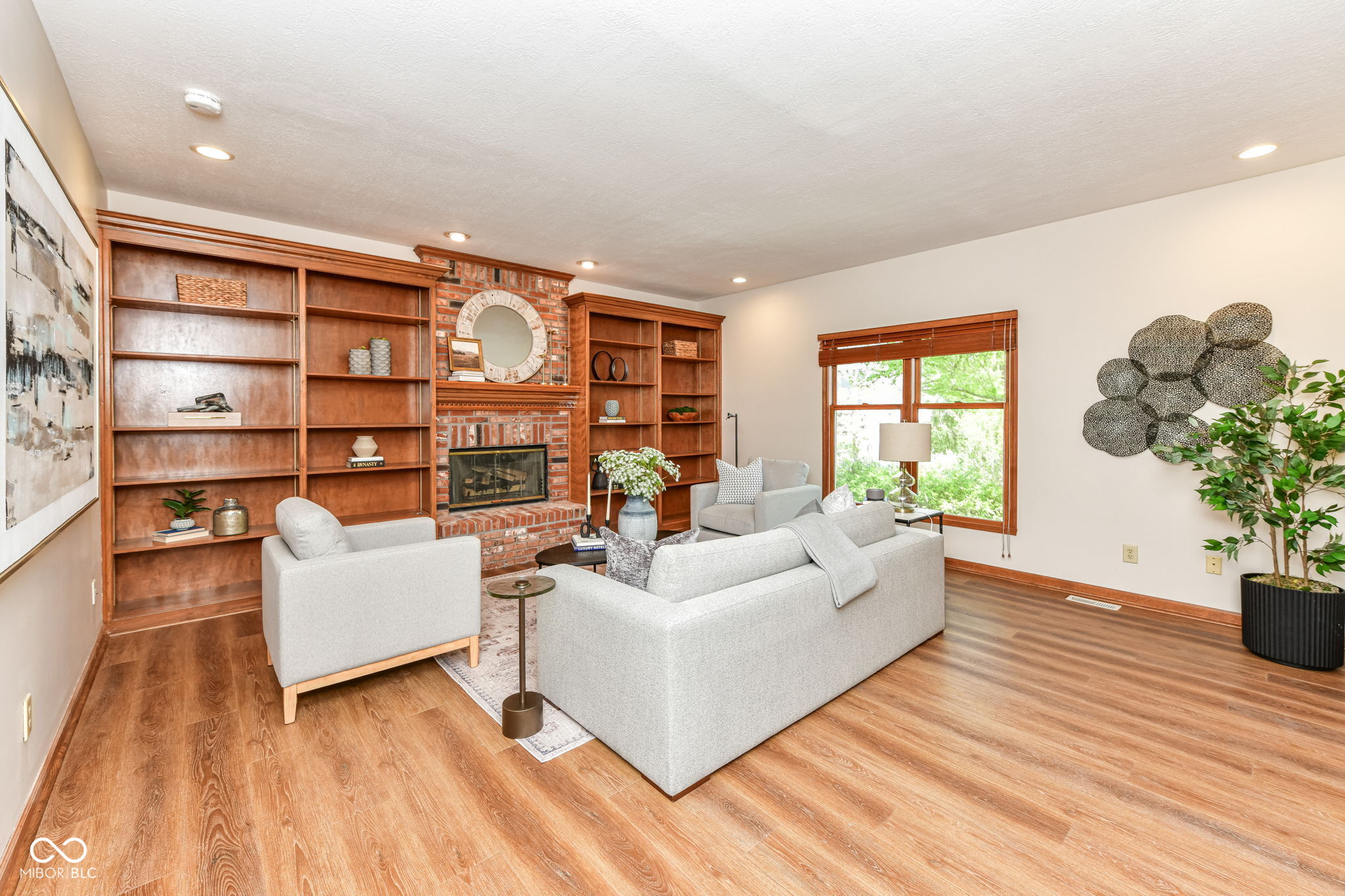 1001 Arrowwood Drive