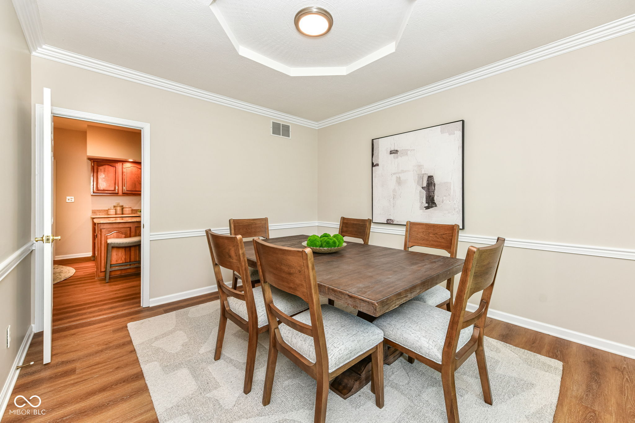 1001 Arrowwood Drive