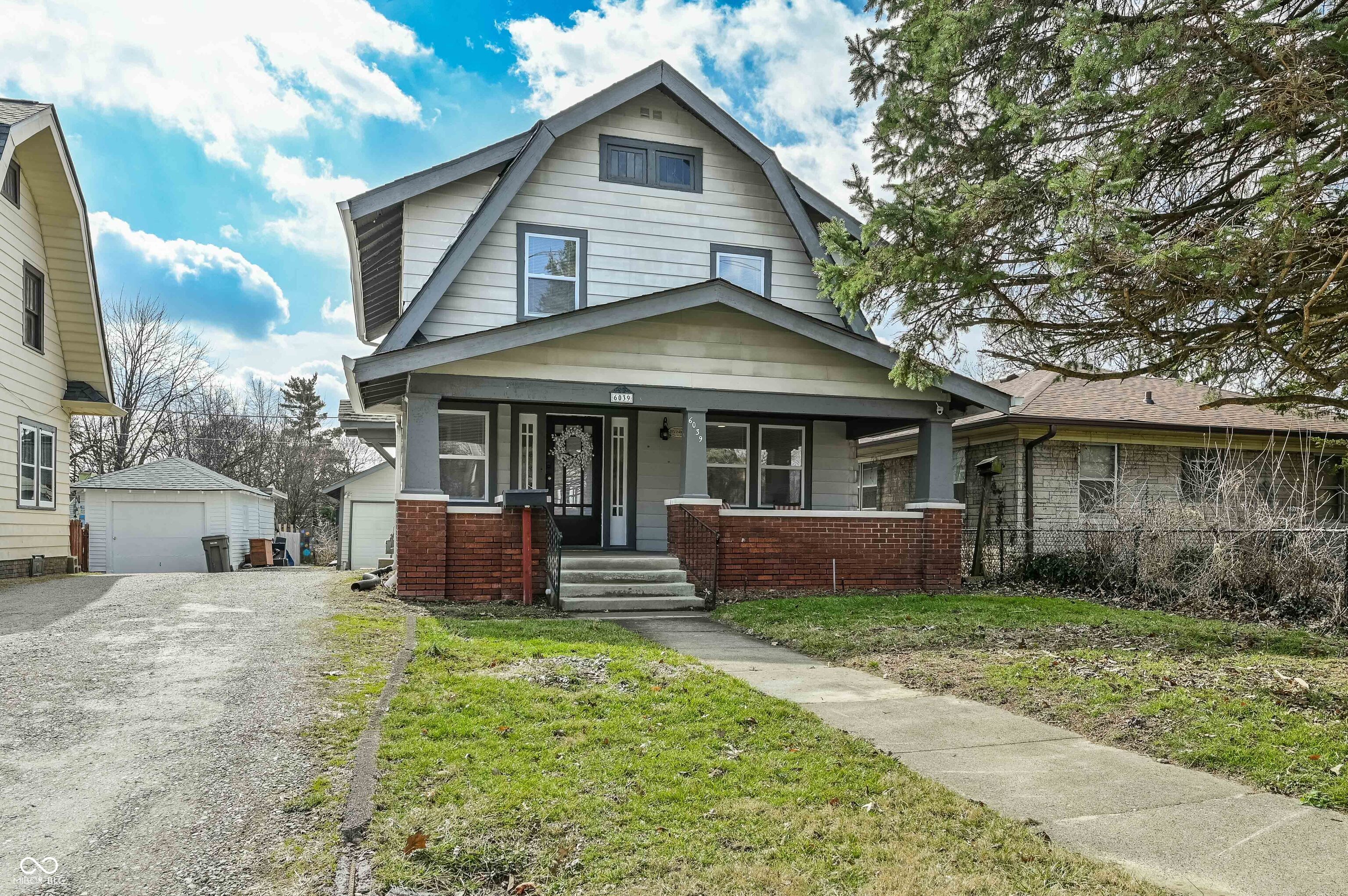 6039 E Lowell Avenue