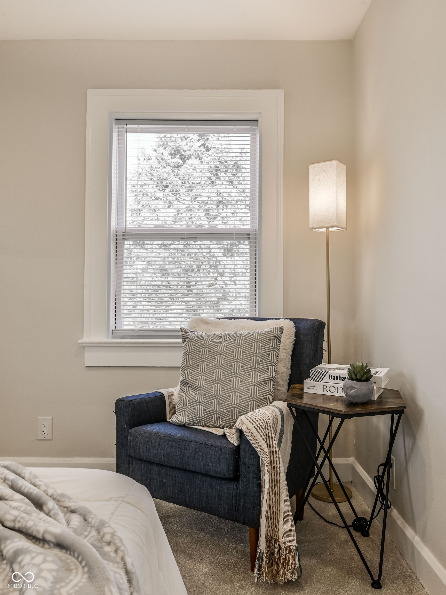 6039 E Lowell Avenue