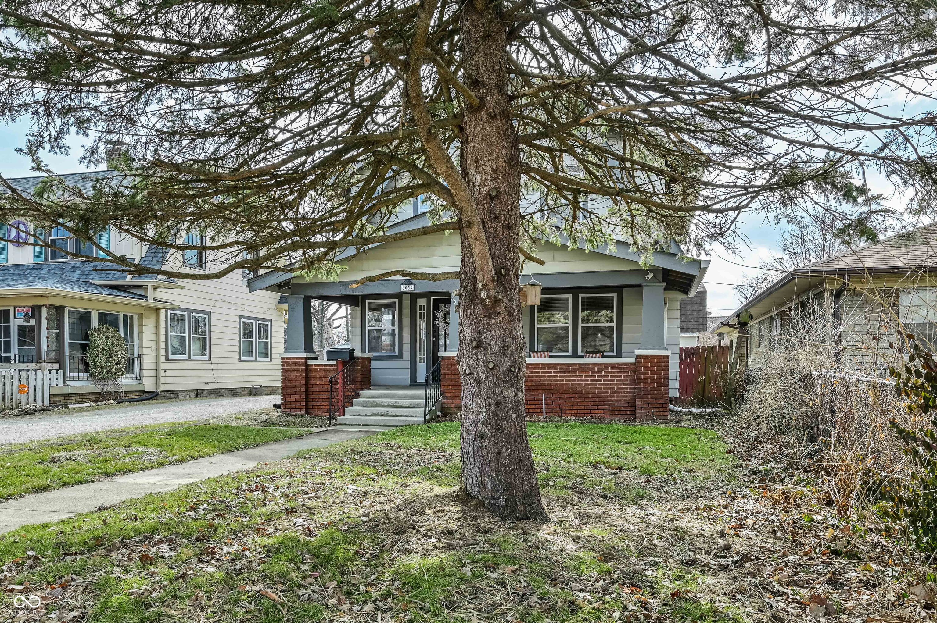 6039 E Lowell Avenue