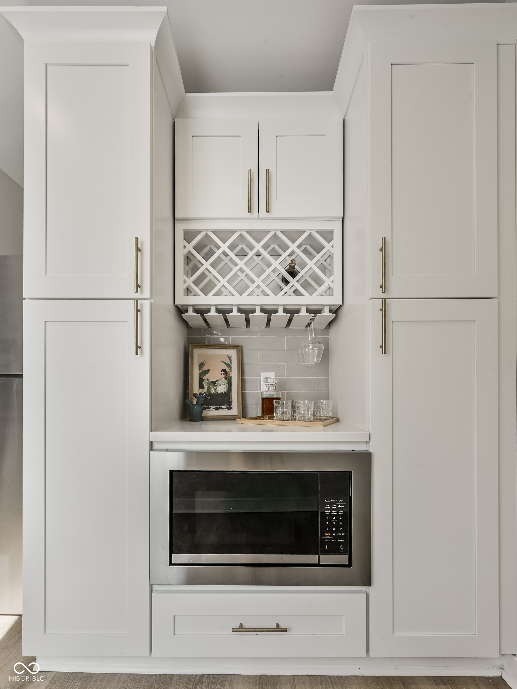 6039 E Lowell Avenue