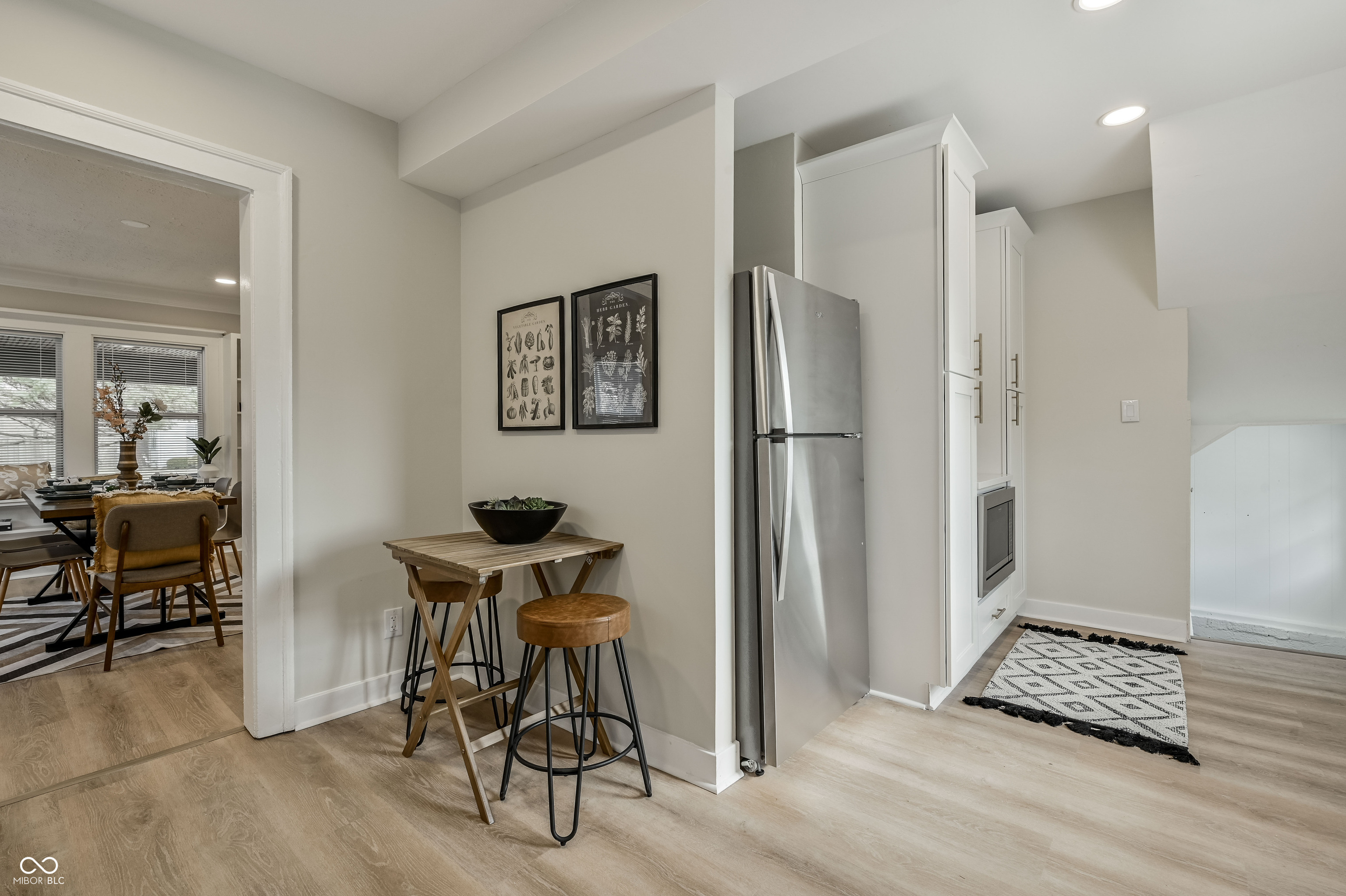 6039 E Lowell Avenue