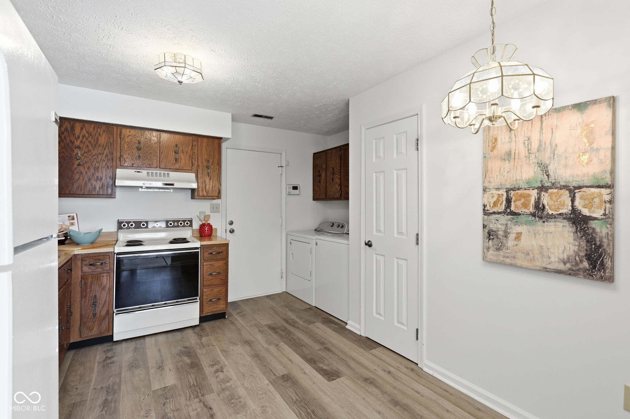 2534 Hideaway N Drive