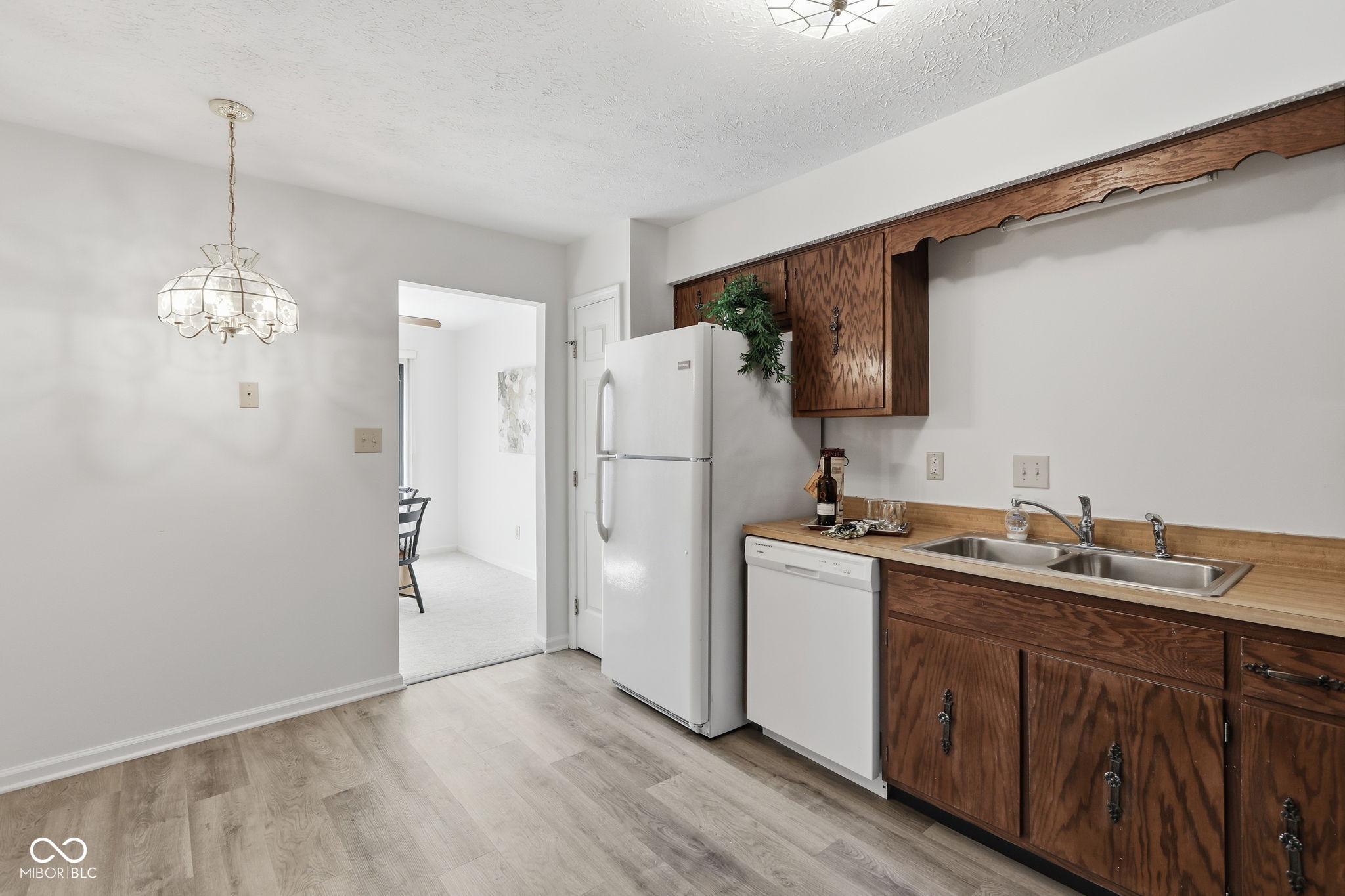 2534 Hideaway N Drive