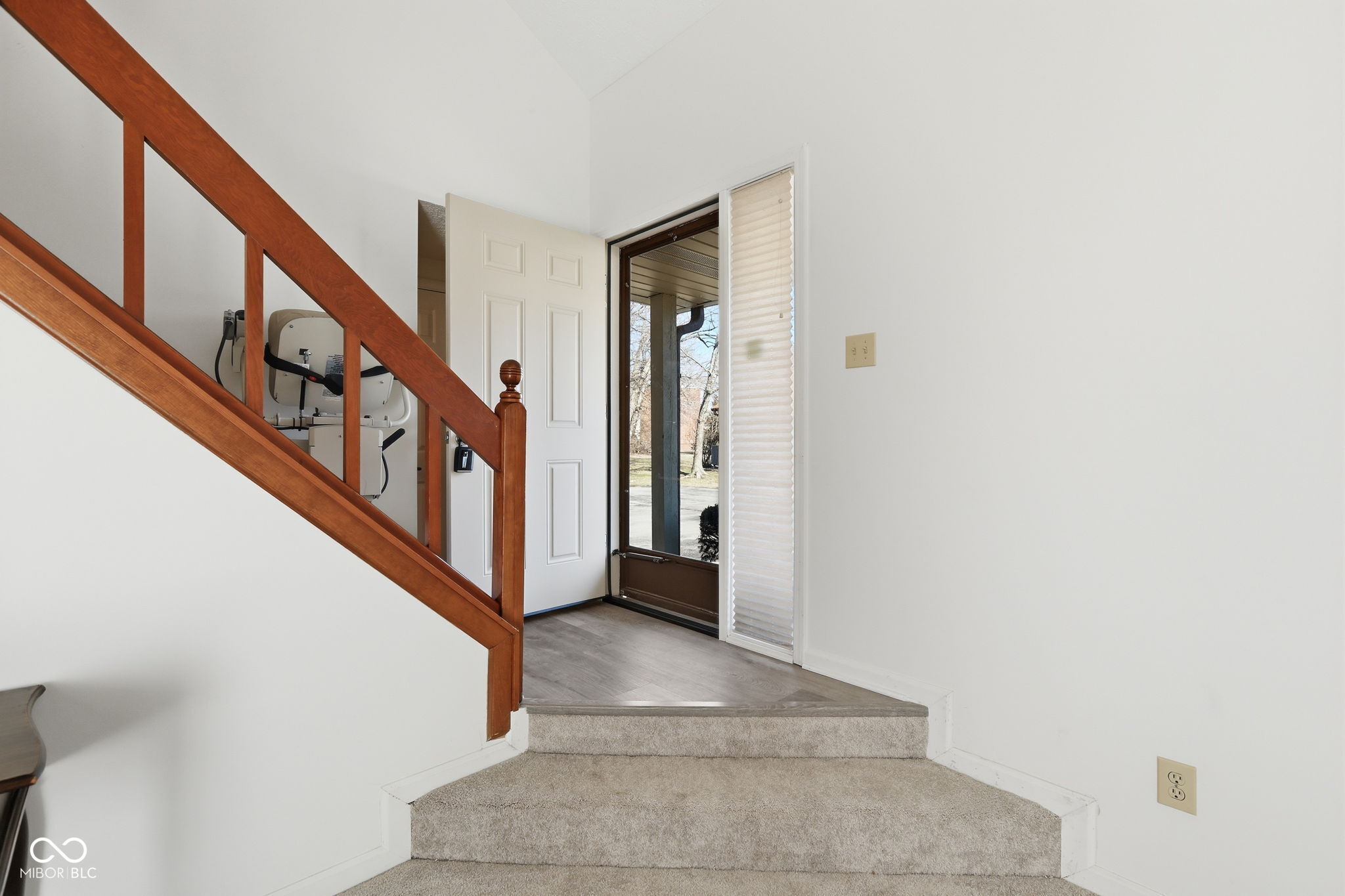 2534 Hideaway N Drive