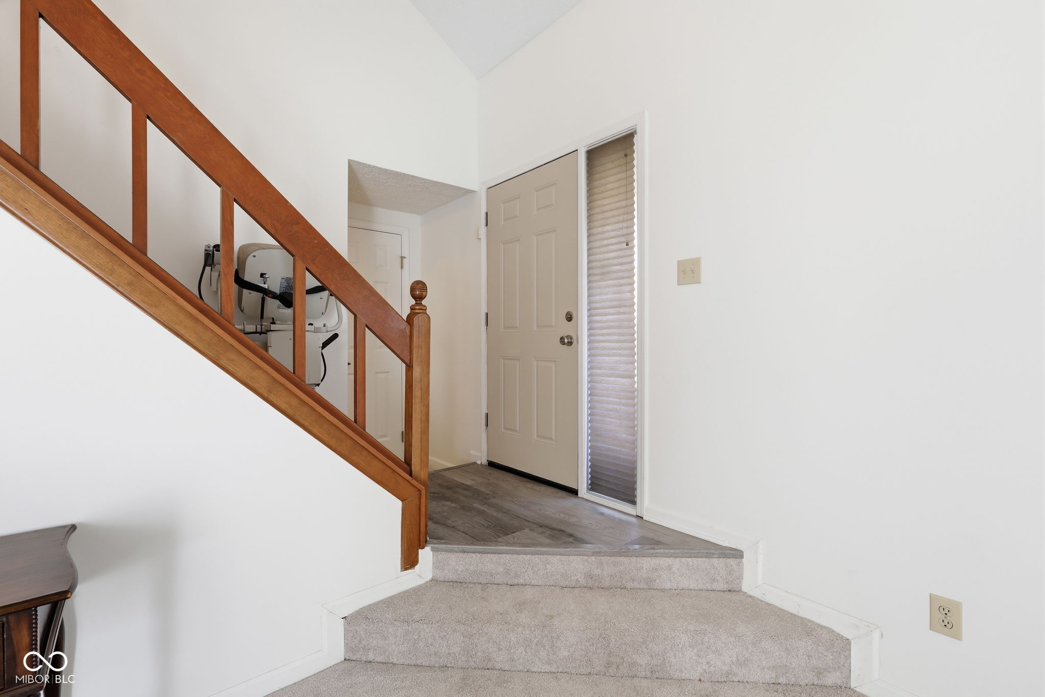 2534 Hideaway N Drive