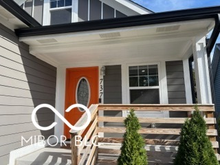 737 N Pershing Avenue