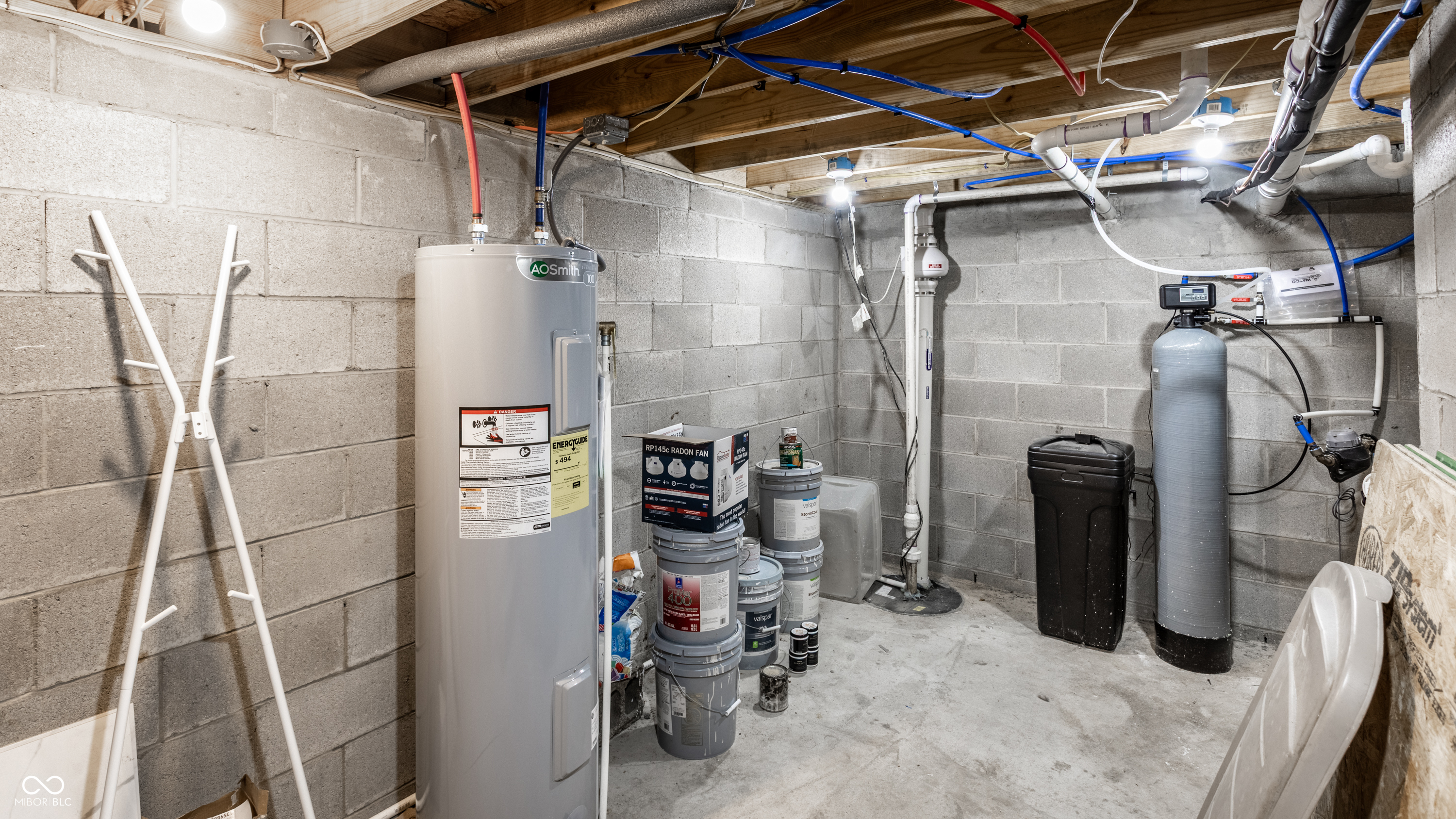 737 N Pershing Avenue