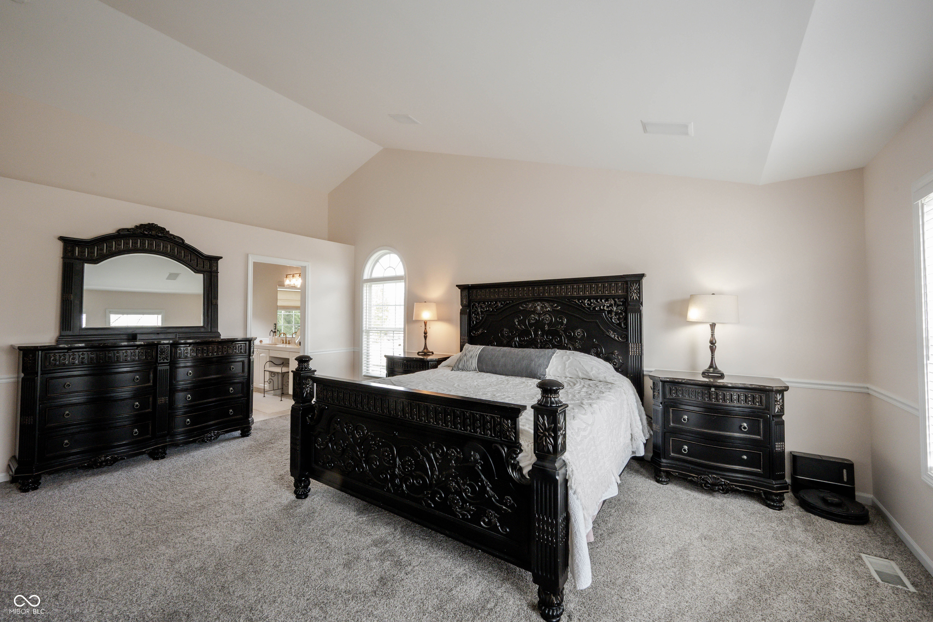 10456 Stonegate Drive