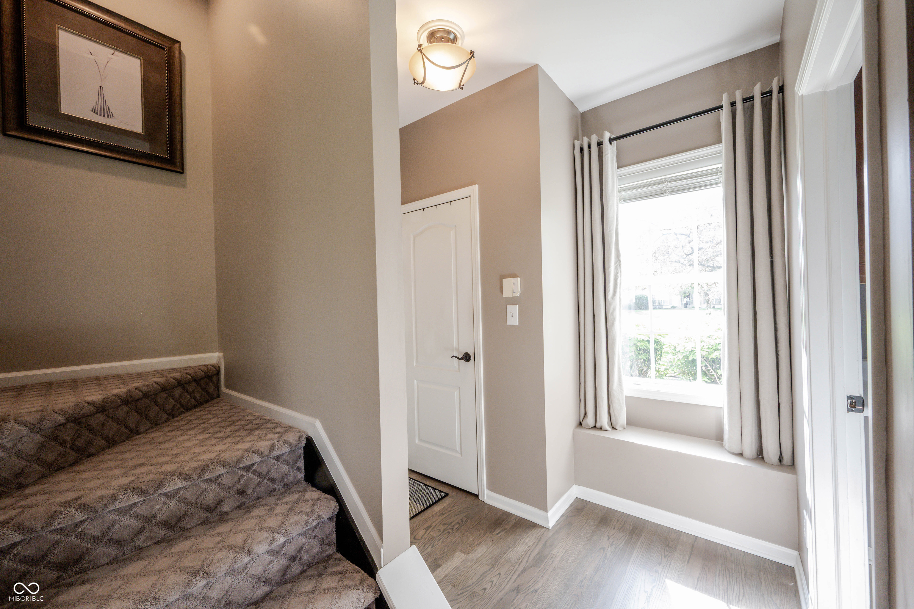 10456 Stonegate Drive