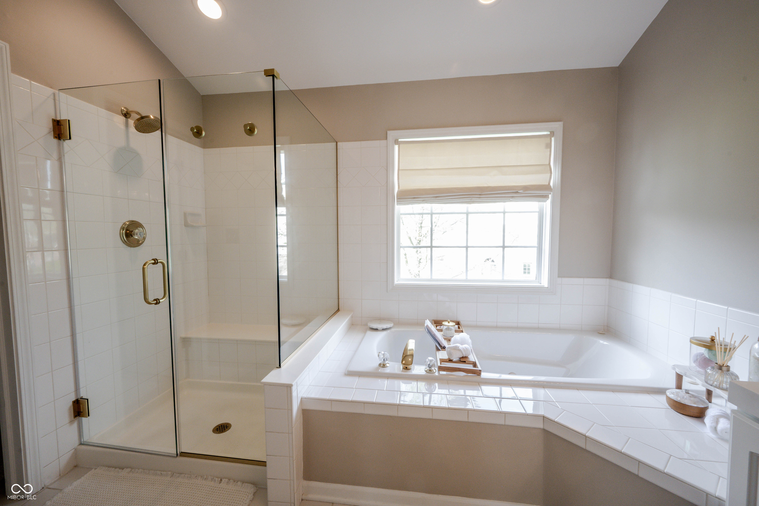 10456 Stonegate Drive