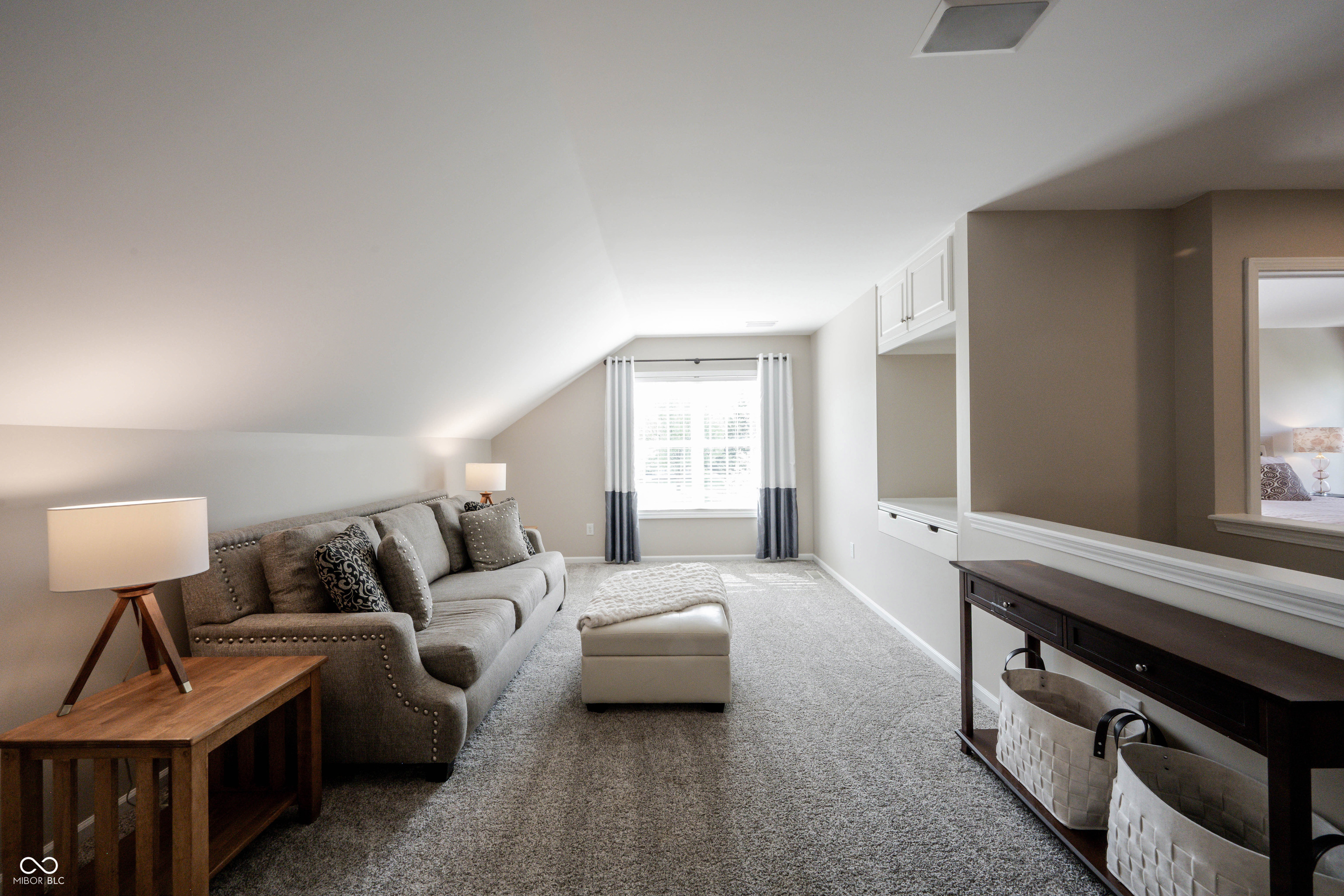 10456 Stonegate Drive