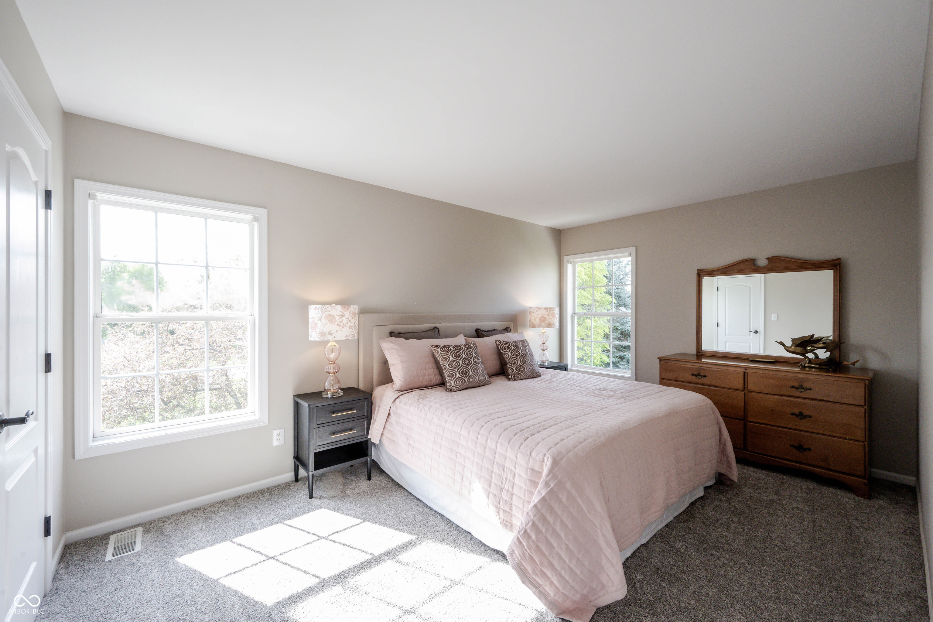 10456 Stonegate Drive