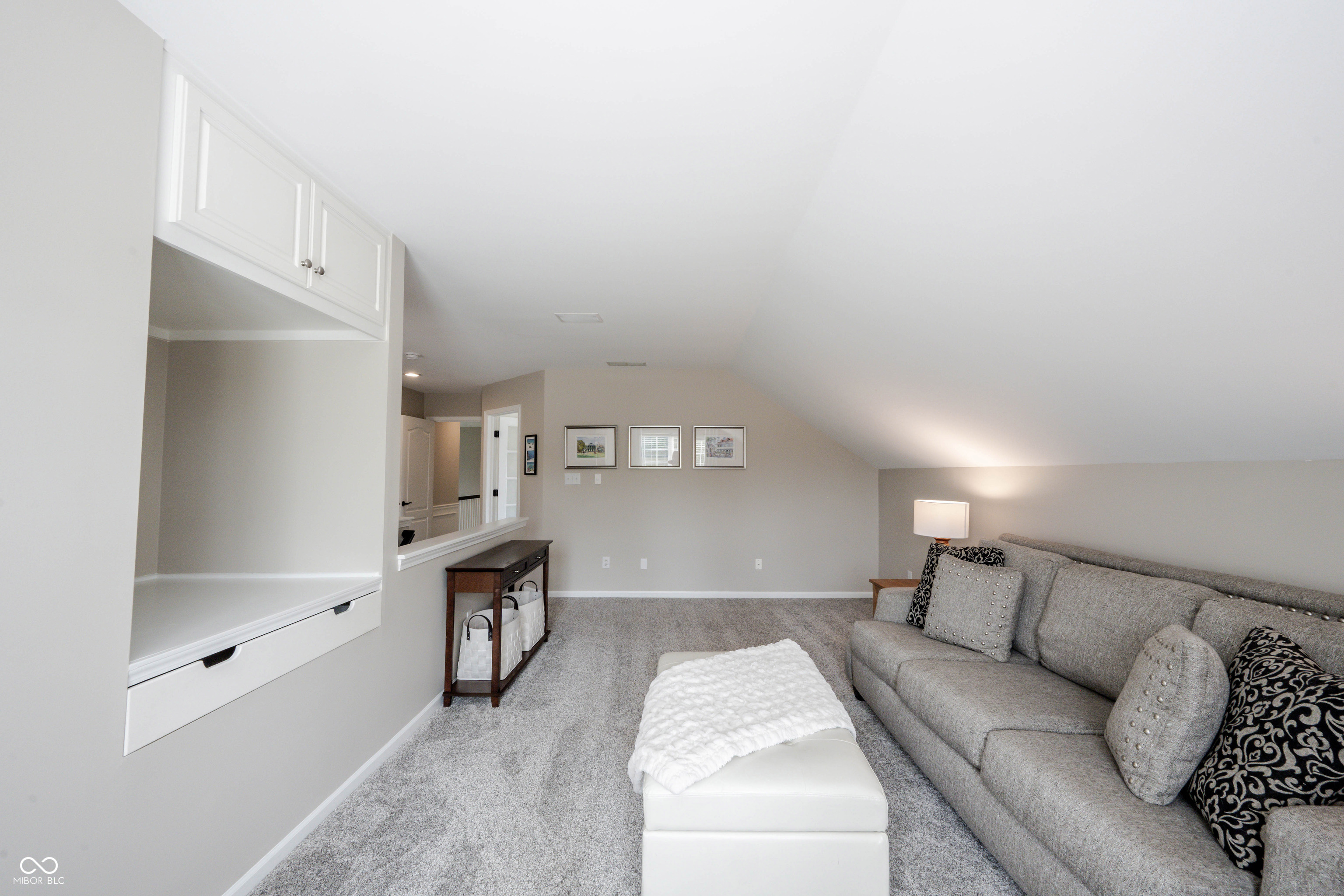 10456 Stonegate Drive