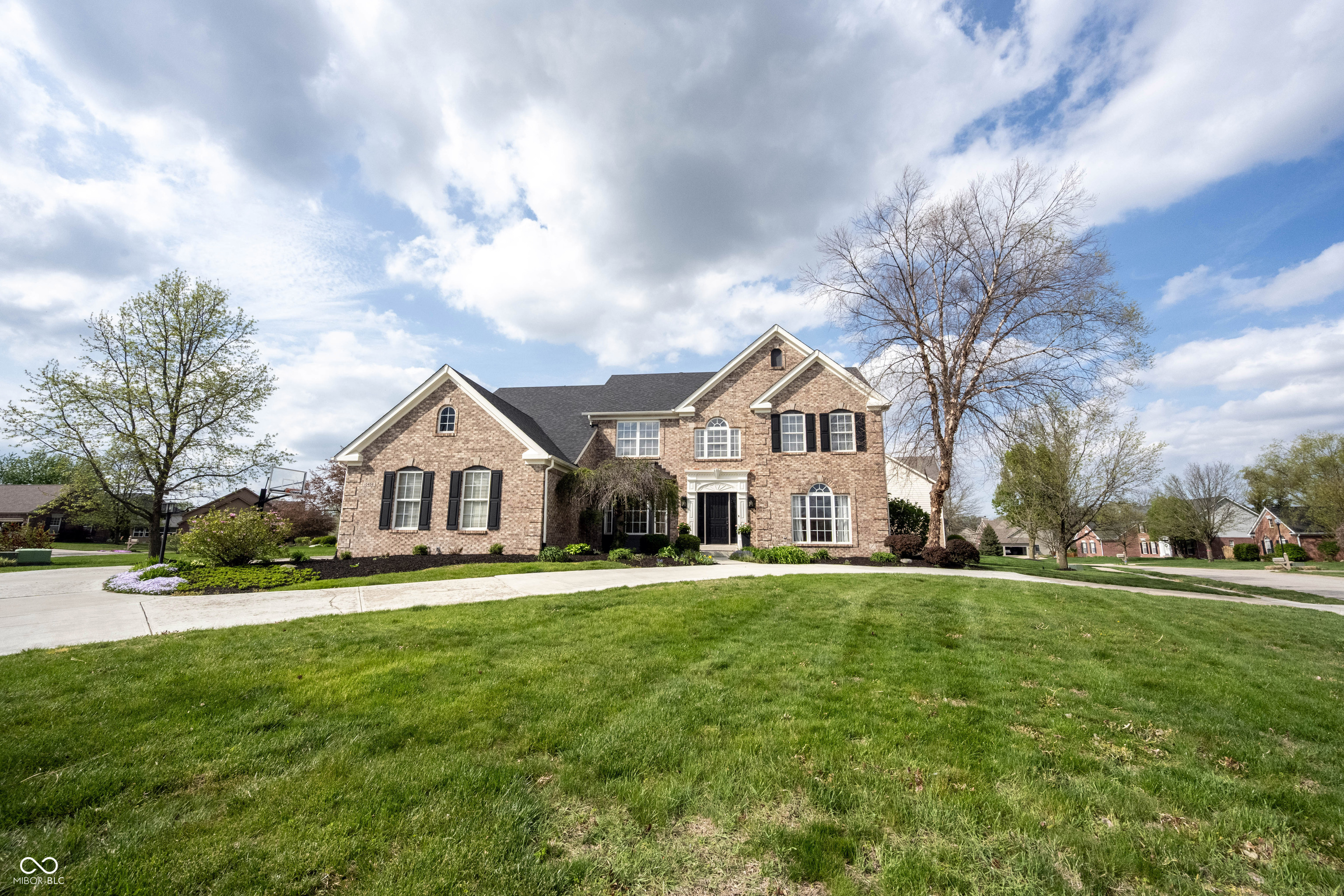 10456 Stonegate Drive