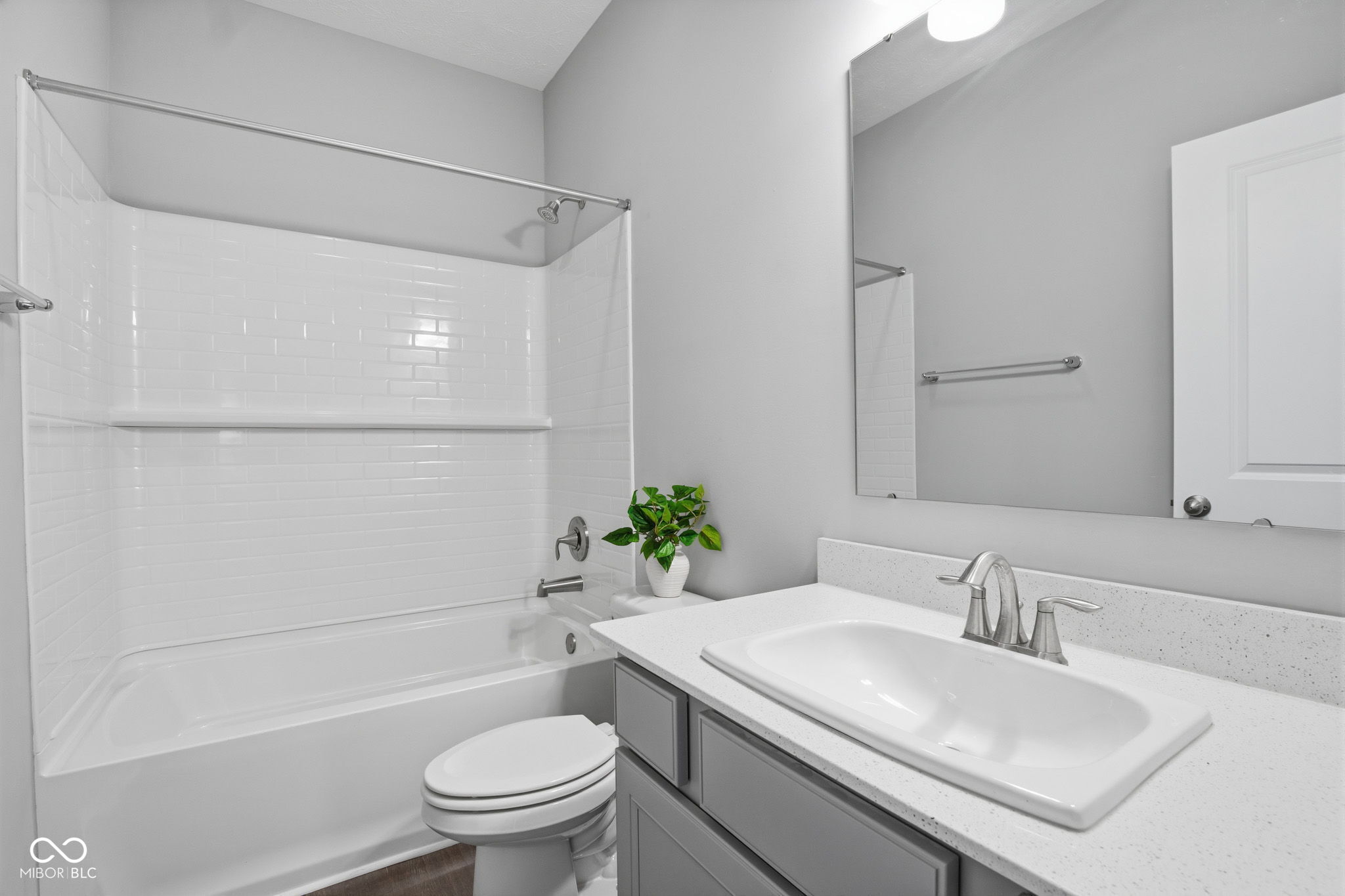 4660 W Tradwell Drive