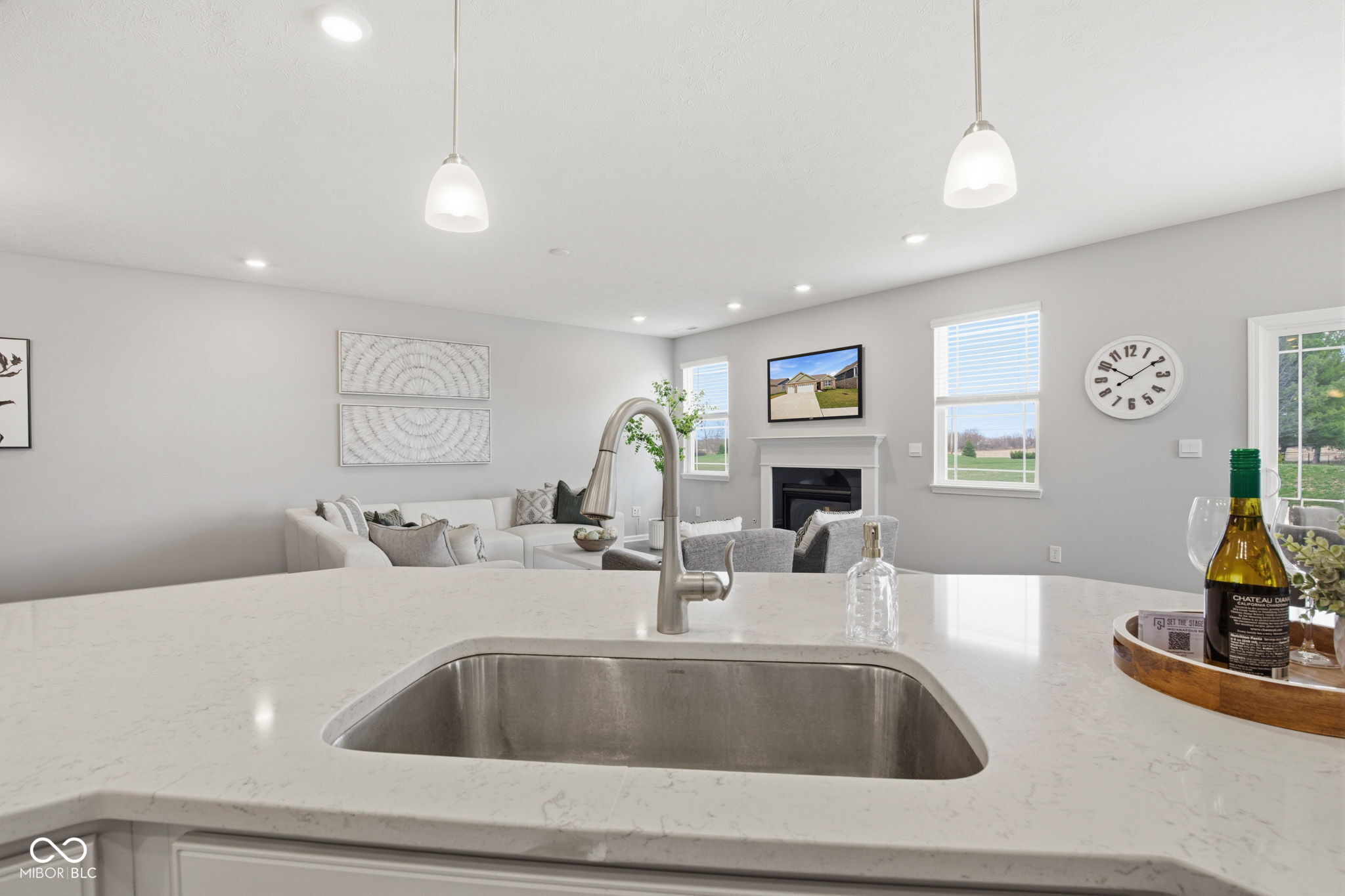 4660 W Tradwell Drive