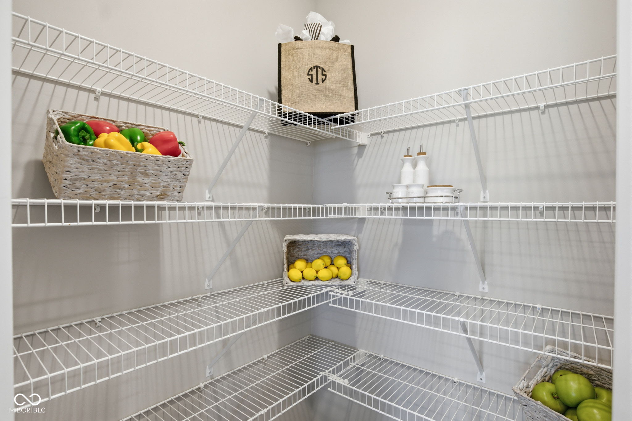 4660 W Tradwell Drive