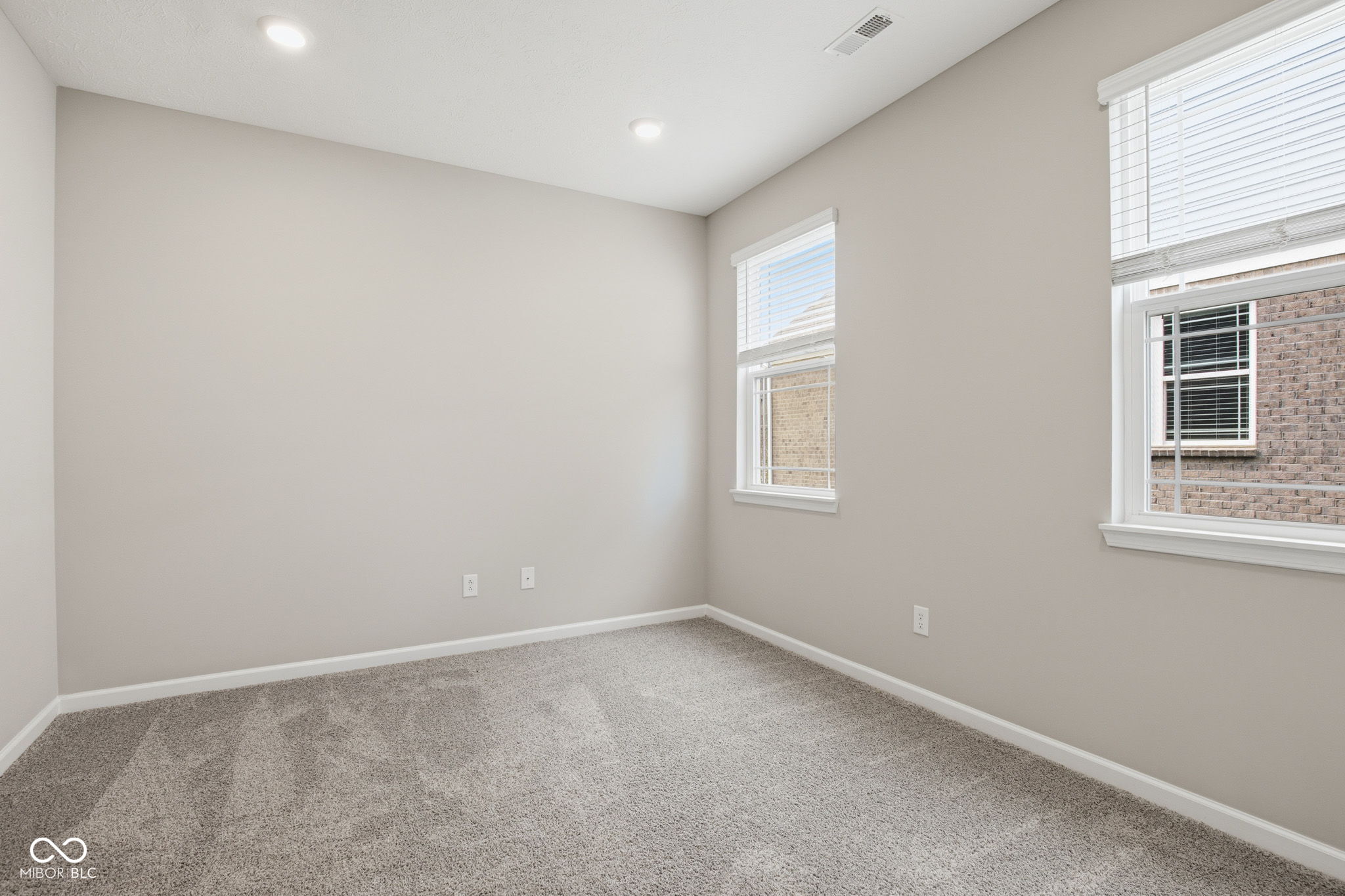 4660 W Tradwell Drive