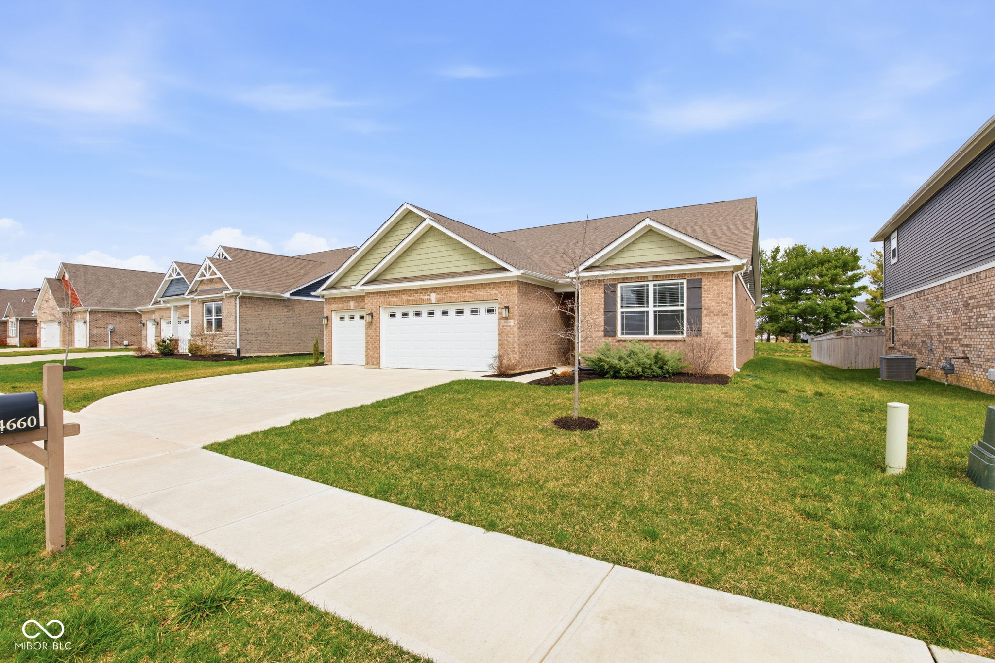 4660 W Tradwell Drive