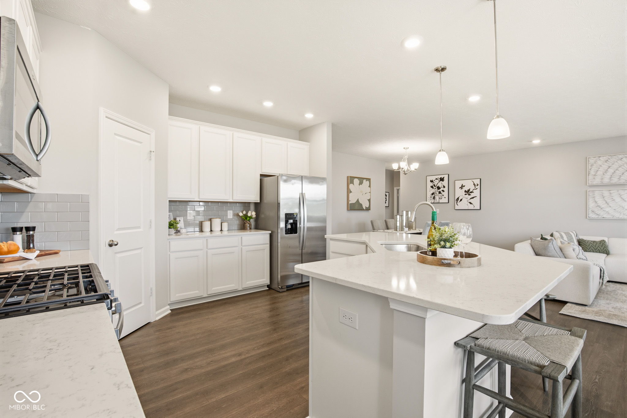 4660 W Tradwell Drive