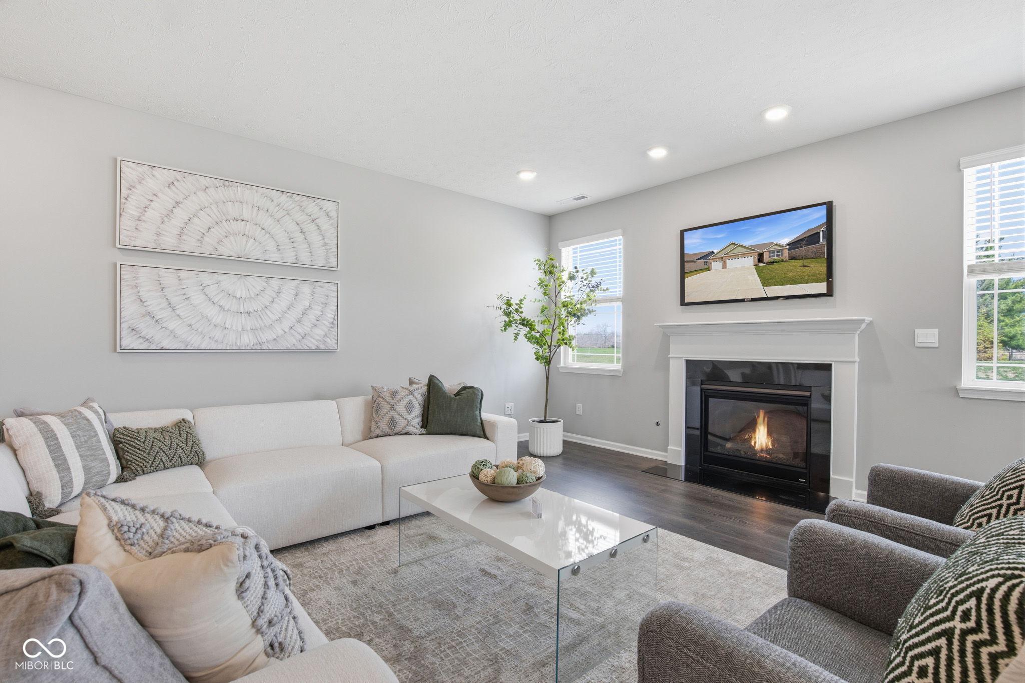 4660 W Tradwell Drive