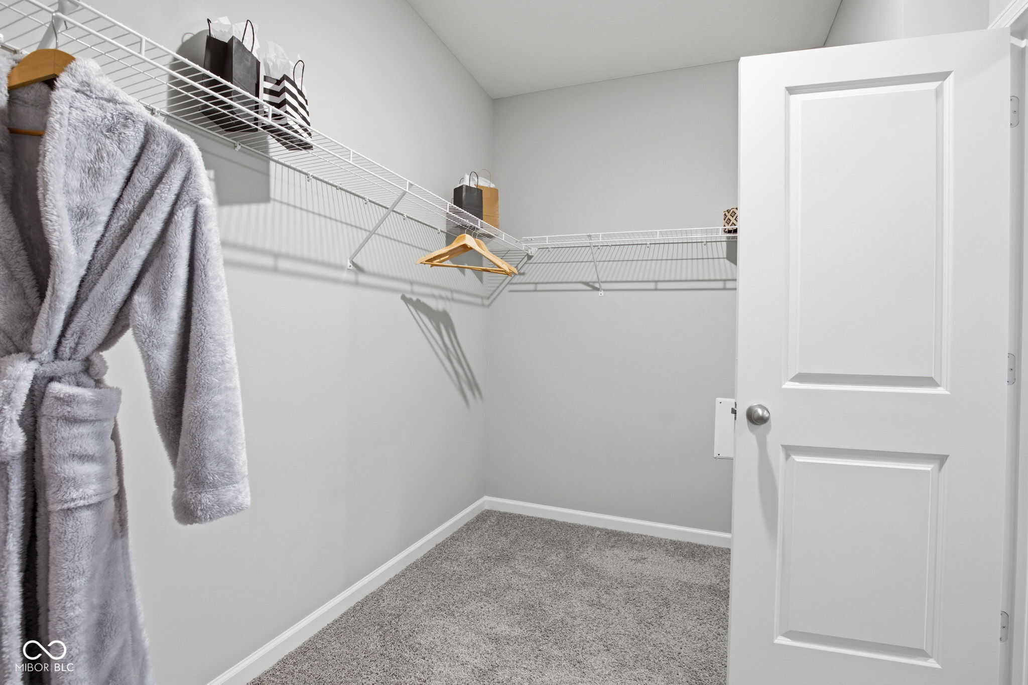 4660 W Tradwell Drive