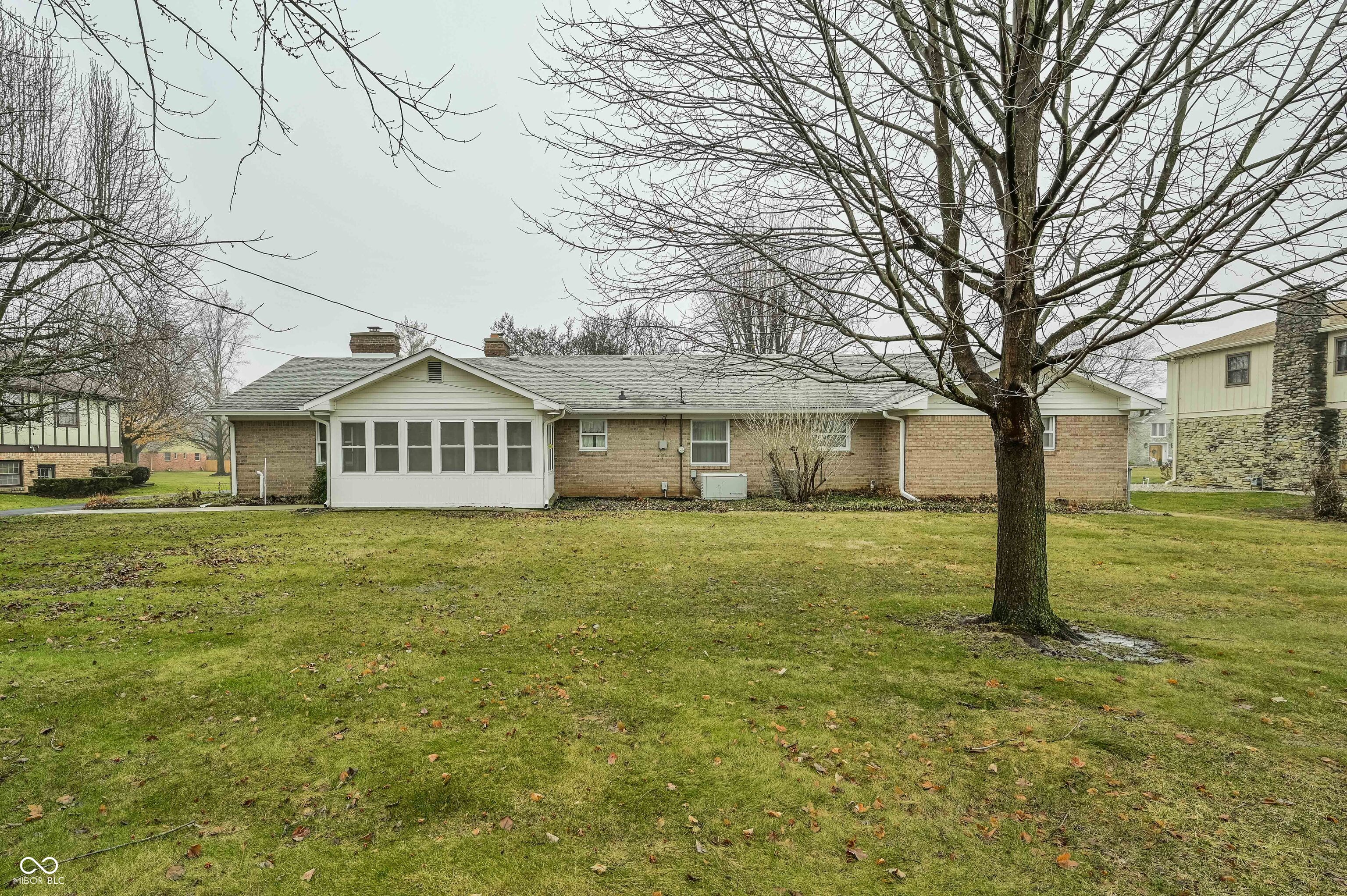 5263 Hawthorne Drive