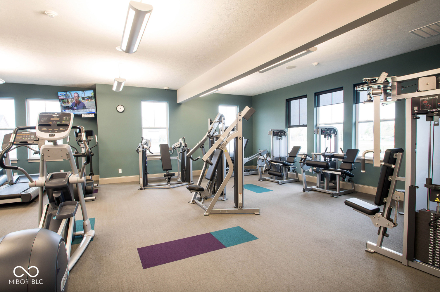 1417 W 151st Street