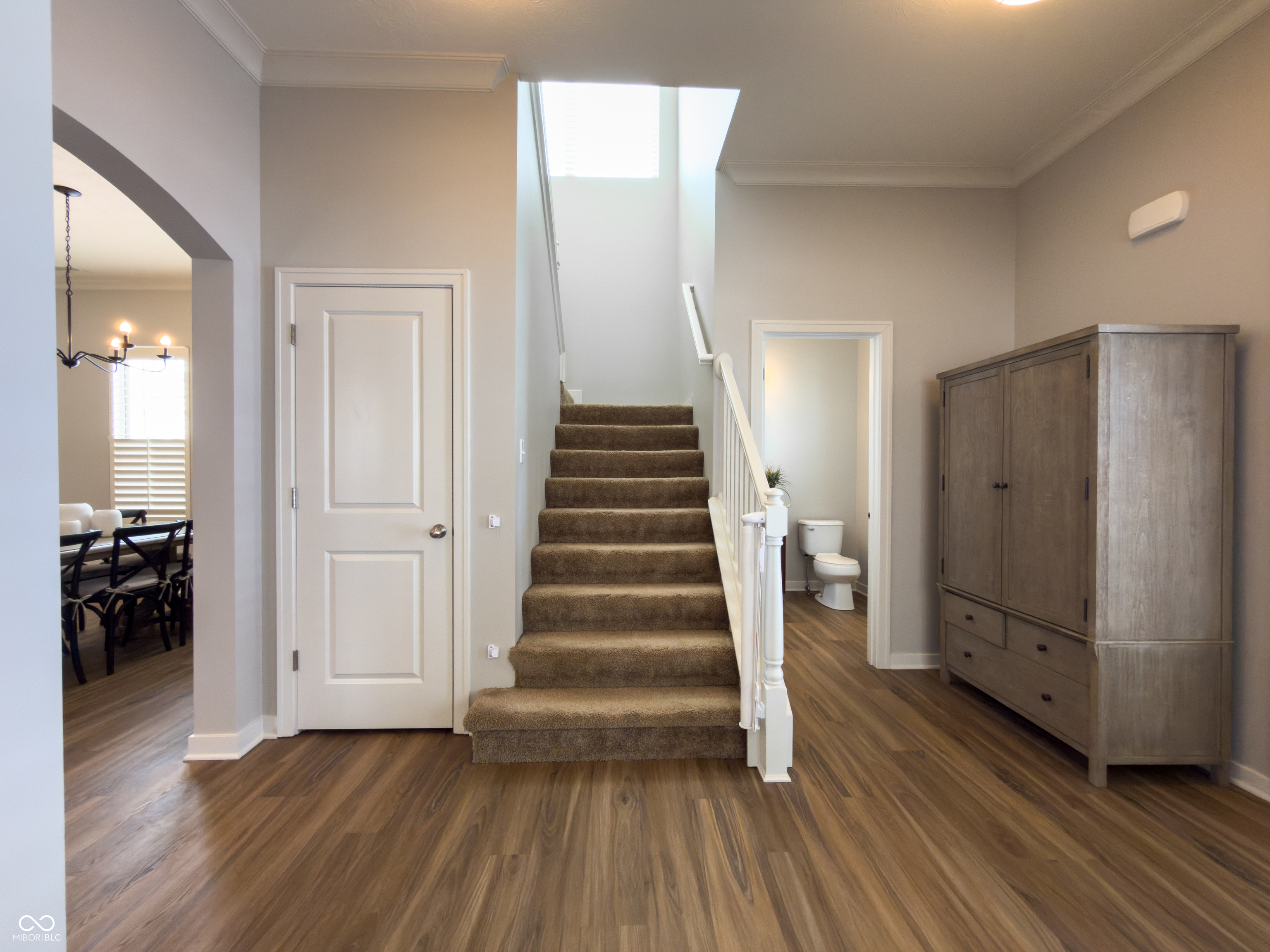 1417 W 151st Street