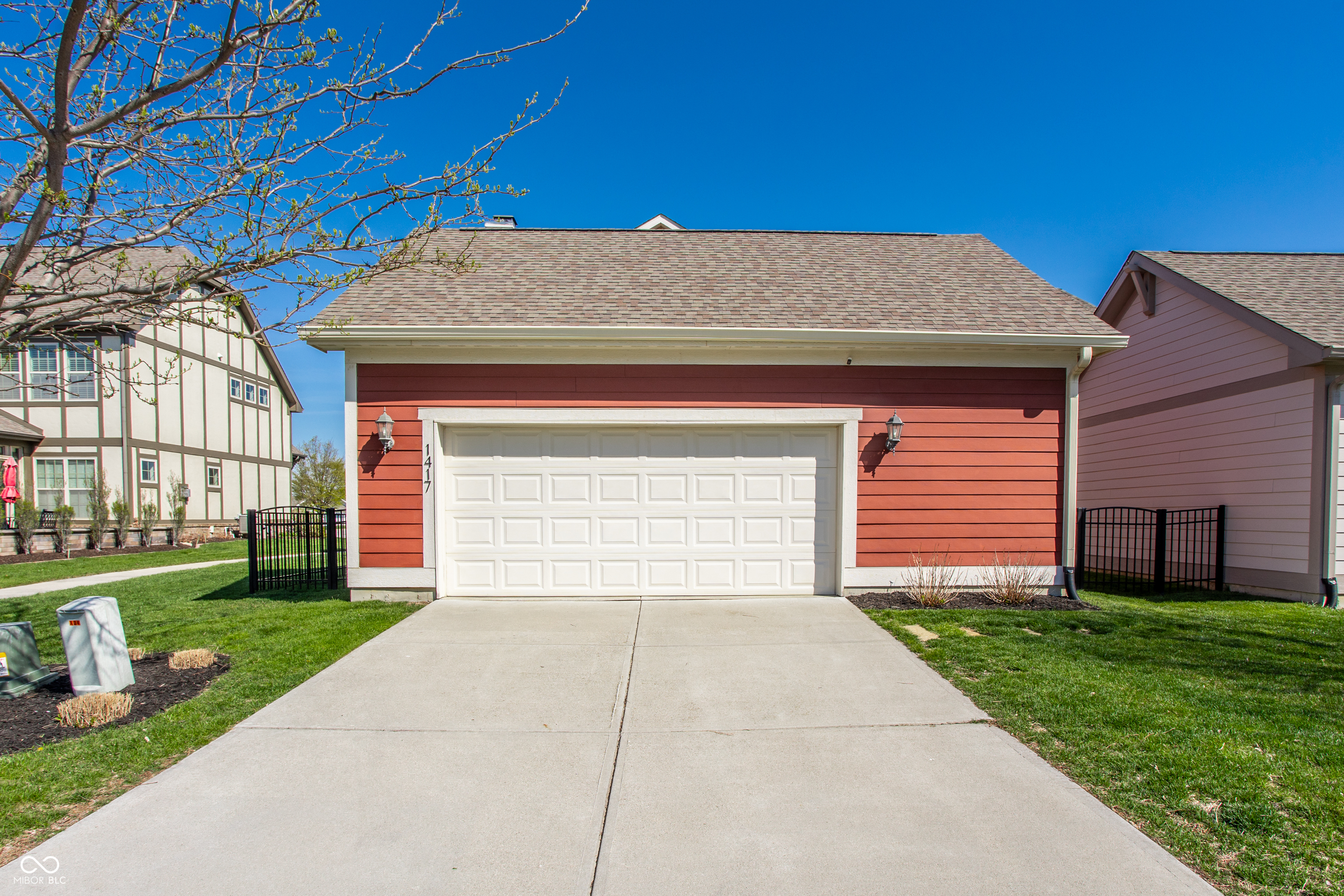 1417 W 151st Street