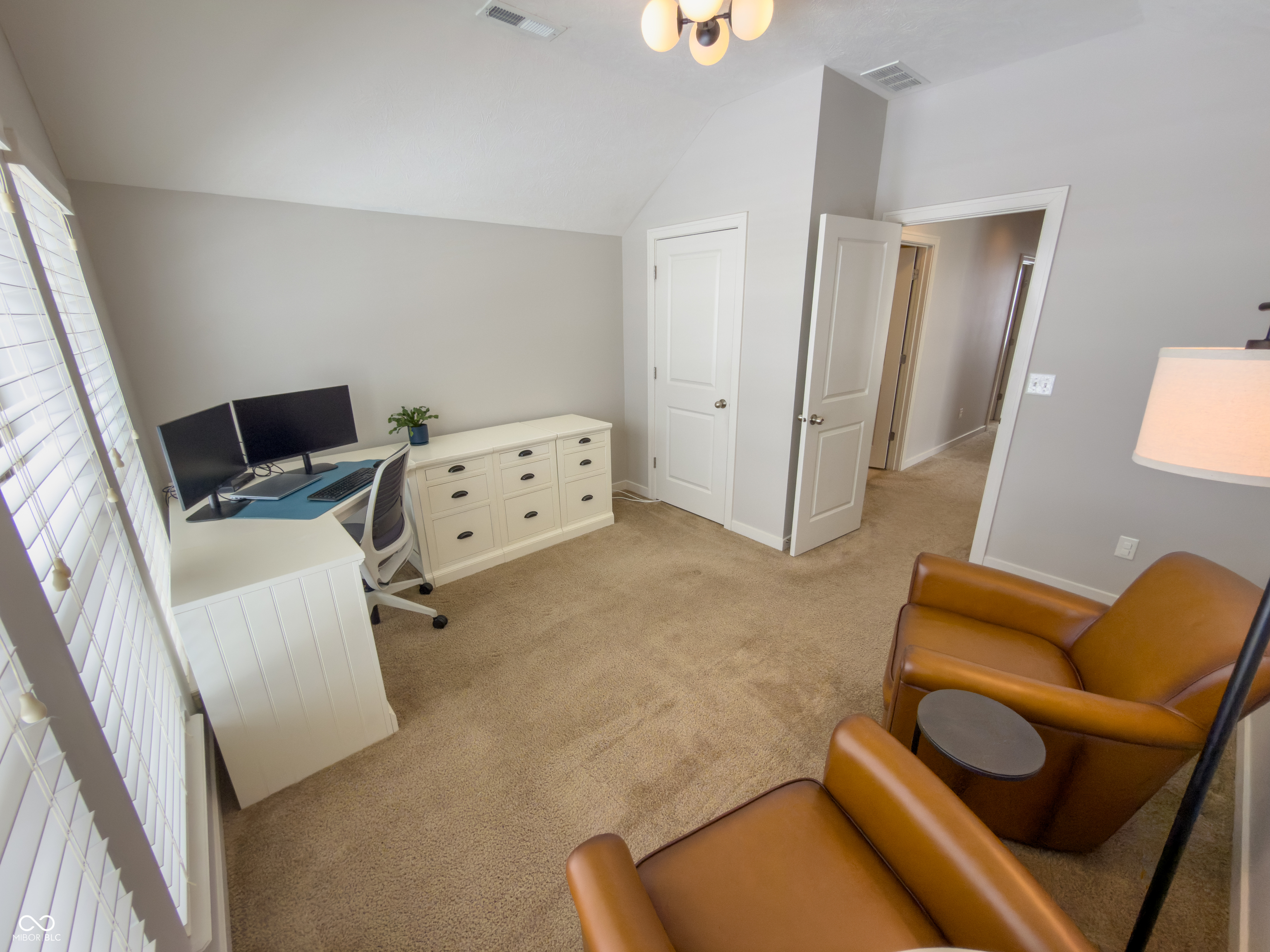 1417 W 151st Street