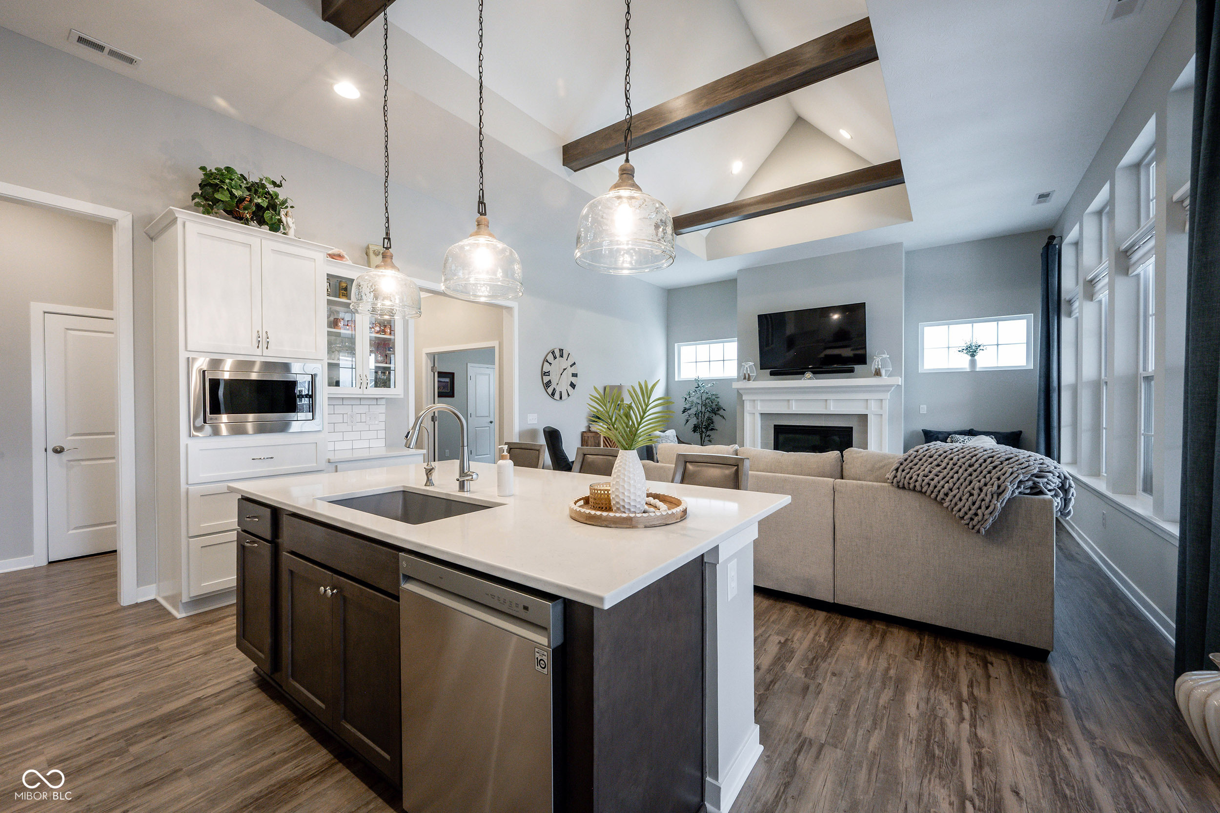 2071 Granville Drive