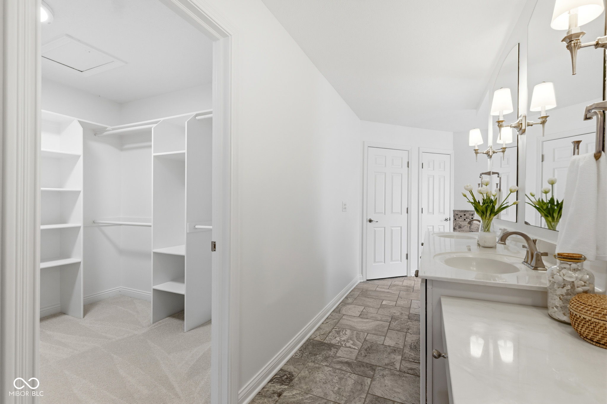 13867 Smokey Ridge Drive