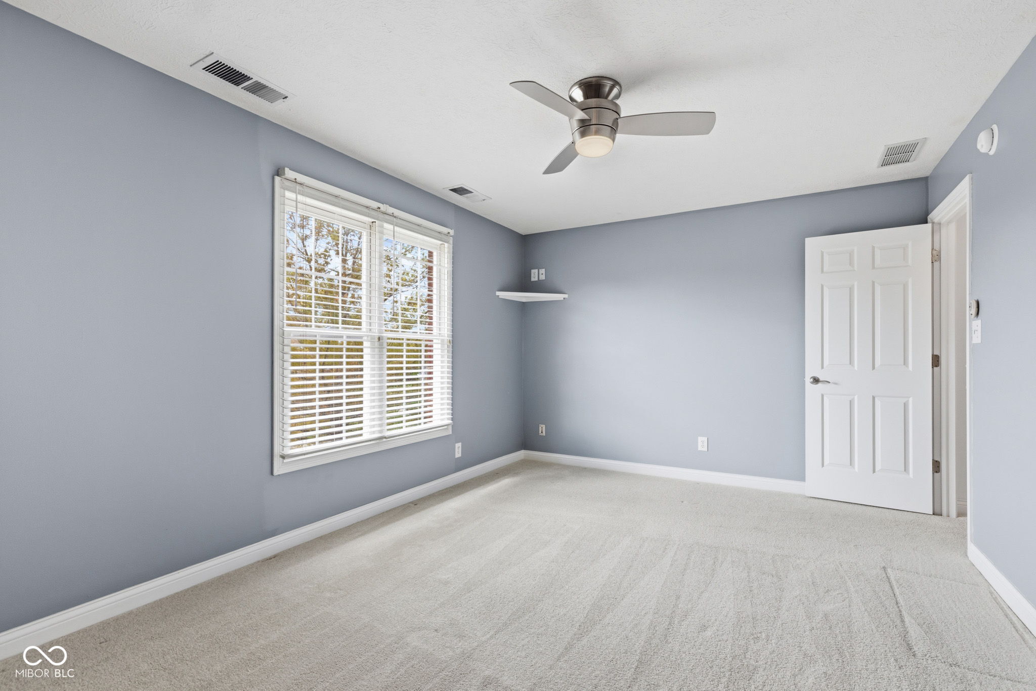 13867 Smokey Ridge Drive