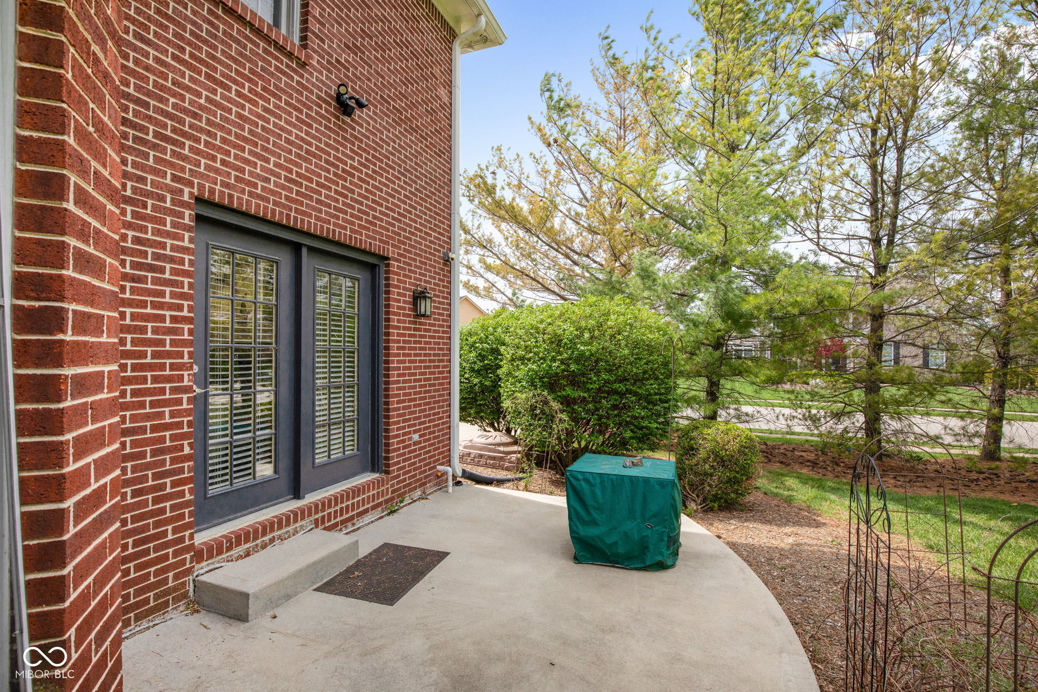 13867 Smokey Ridge Drive