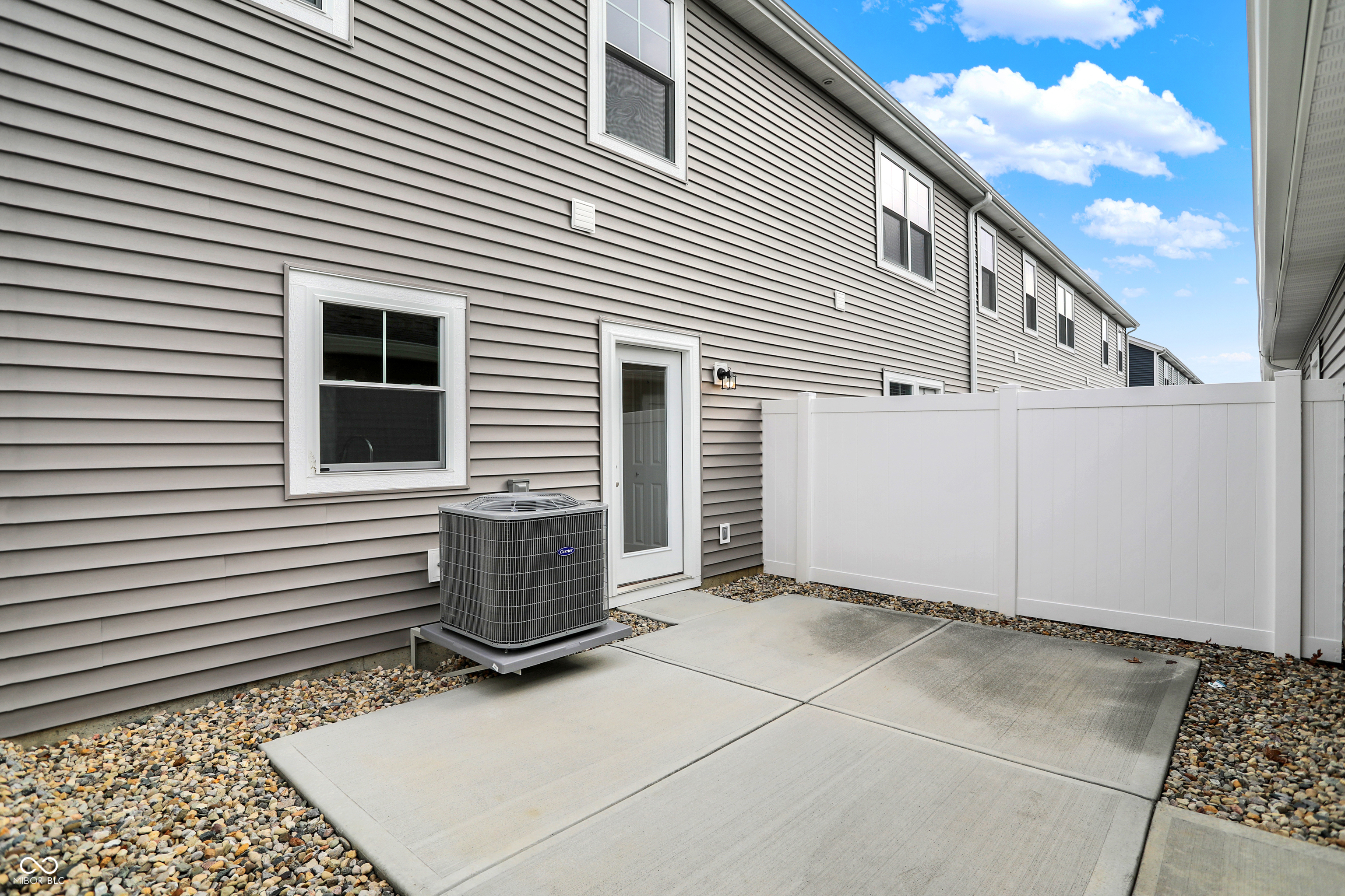 19552 Northwest Drive