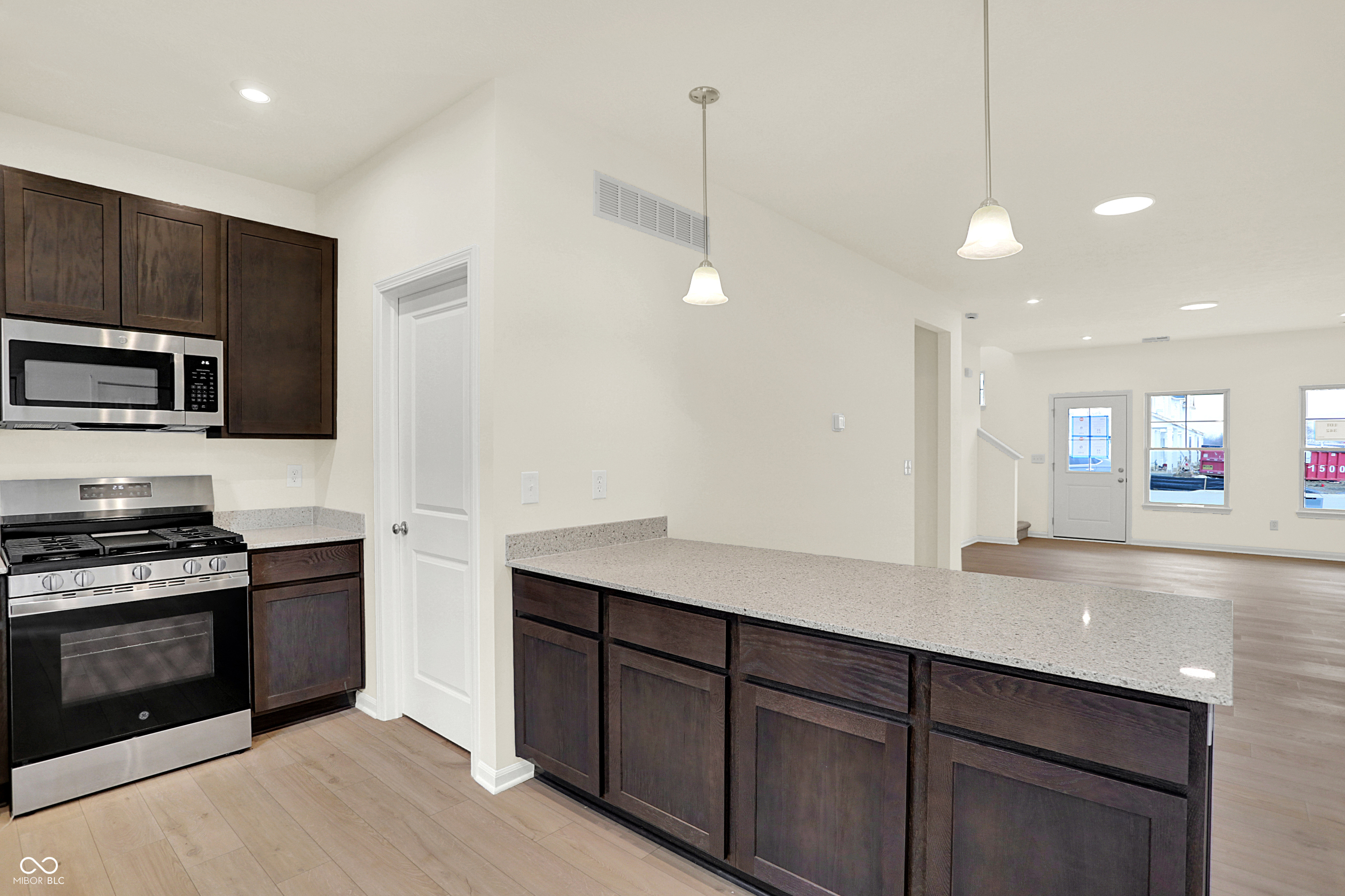 19552 Northwest Drive