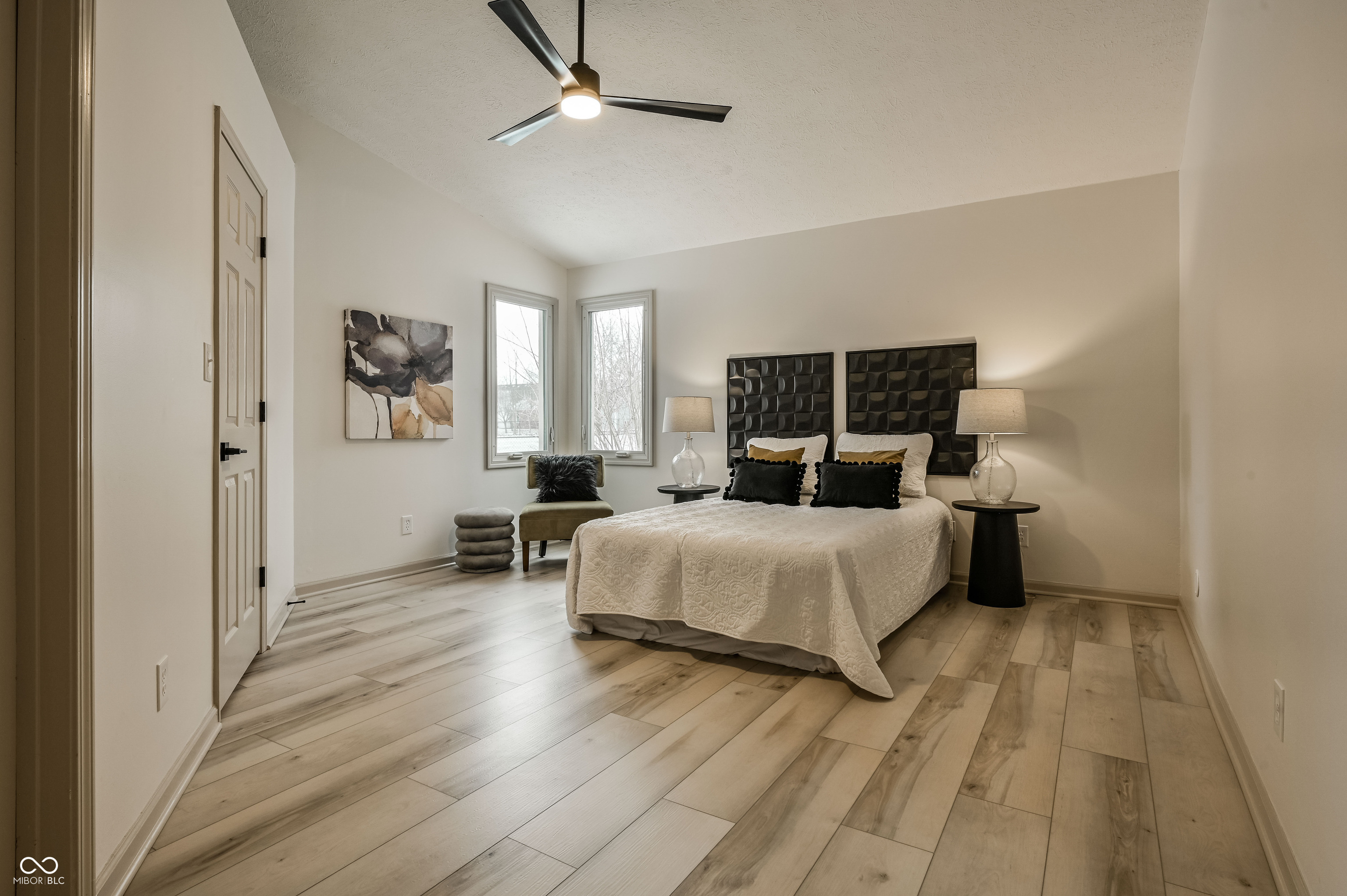 11627 Sterrett Boulevard