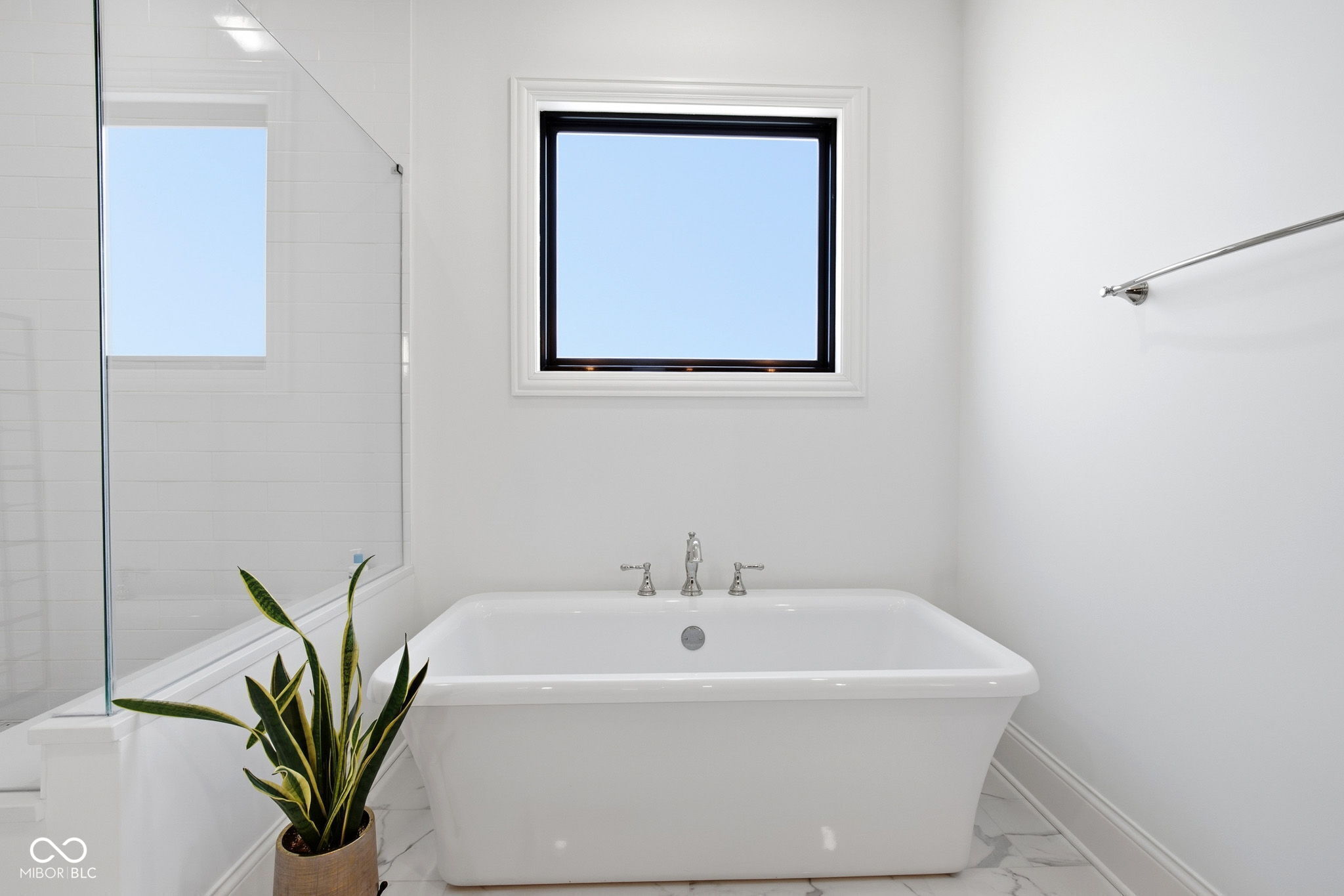 10405 Golden Bear Way