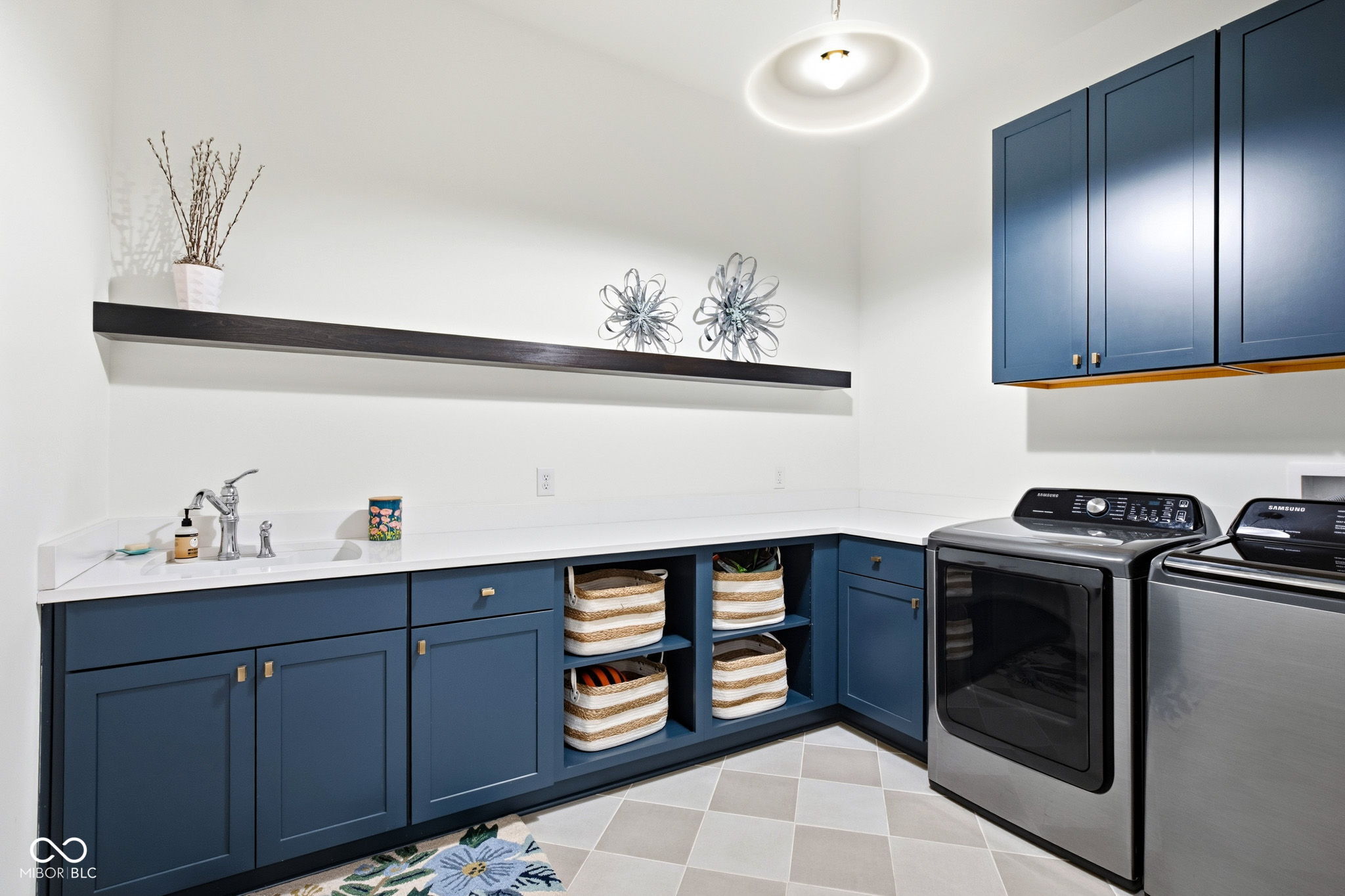 10405 Golden Bear Way