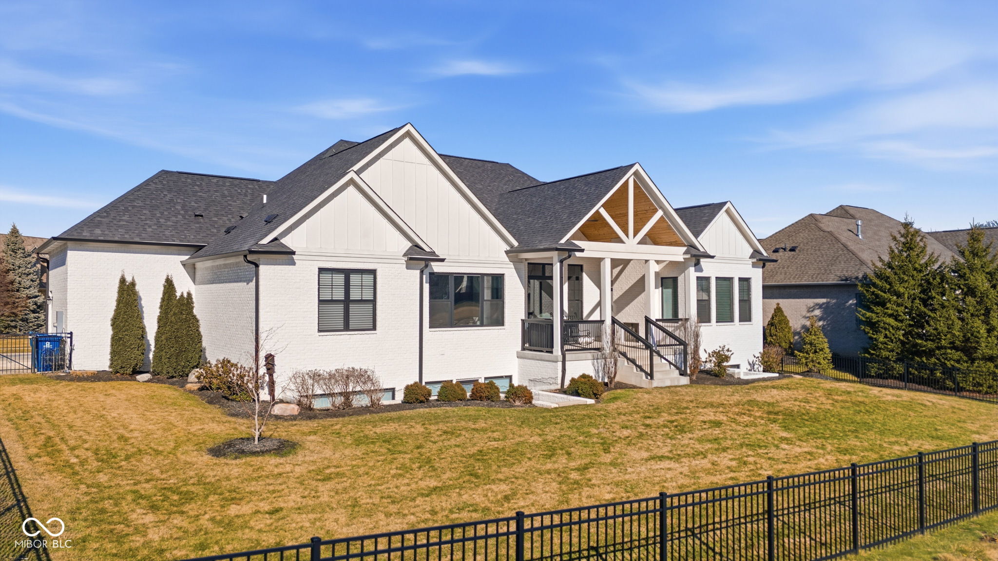 10405 Golden Bear Way