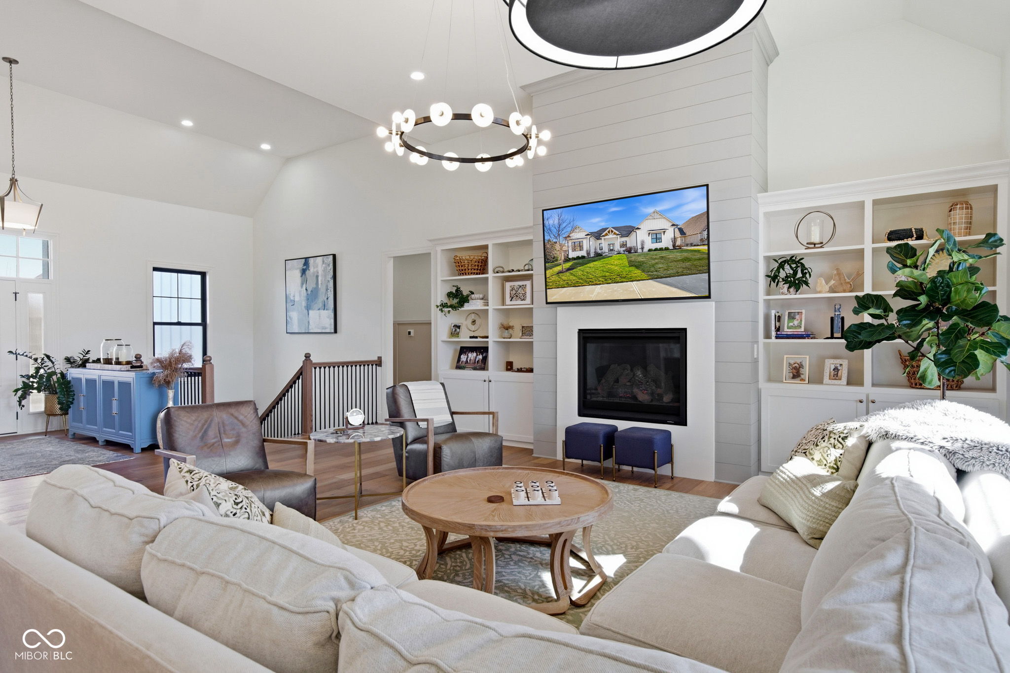 10405 Golden Bear Way