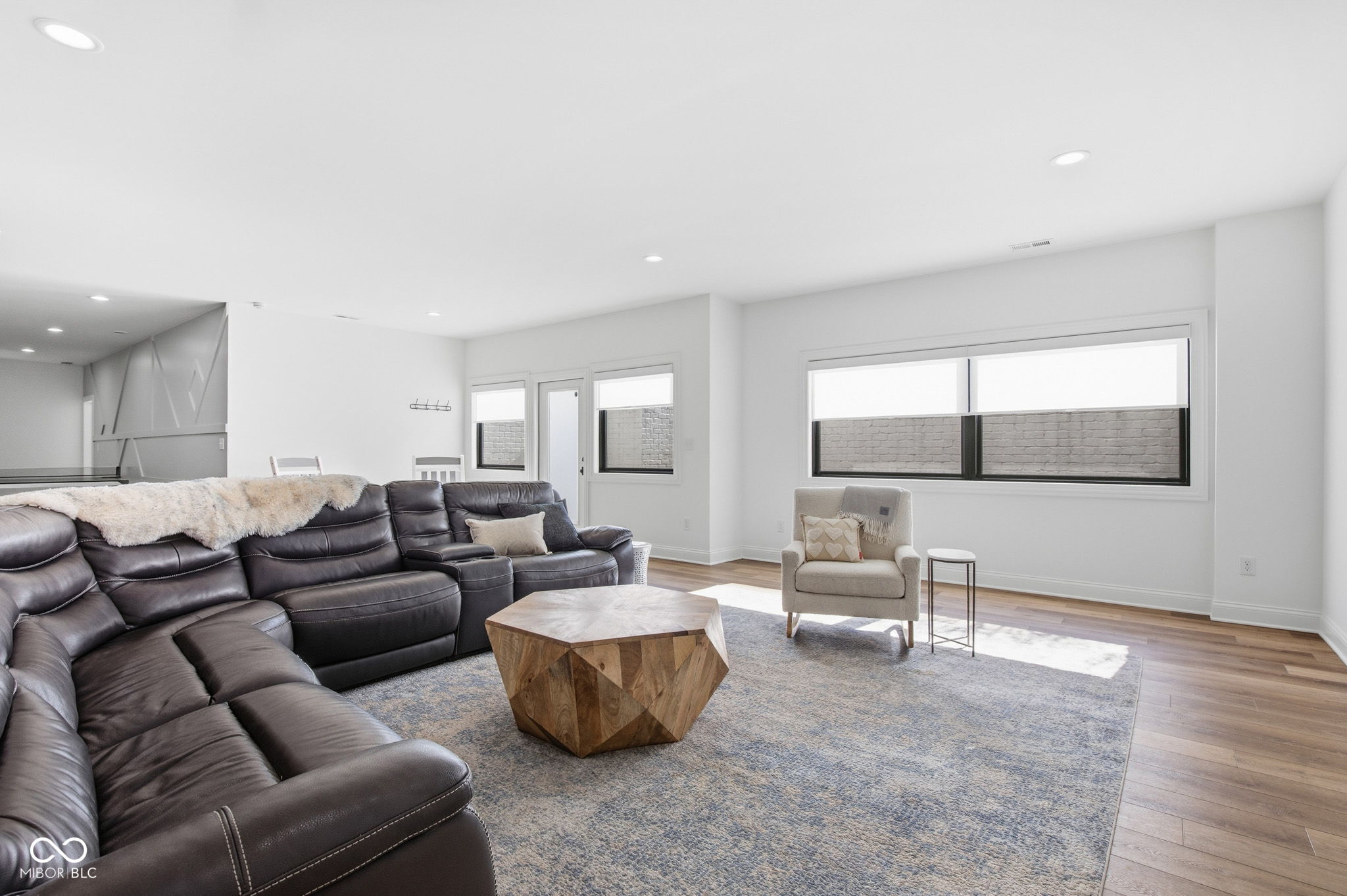 10405 Golden Bear Way