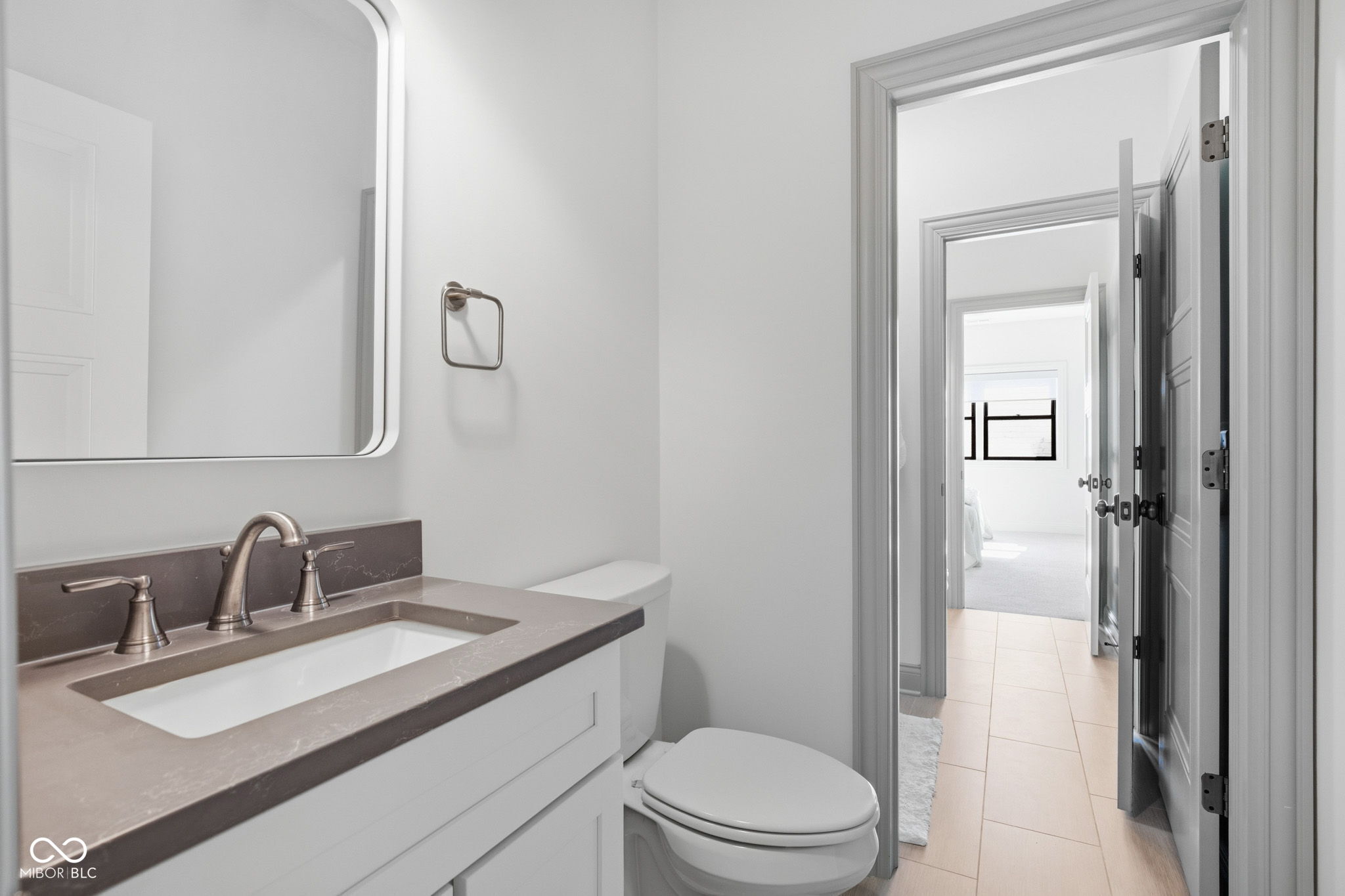 10405 Golden Bear Way