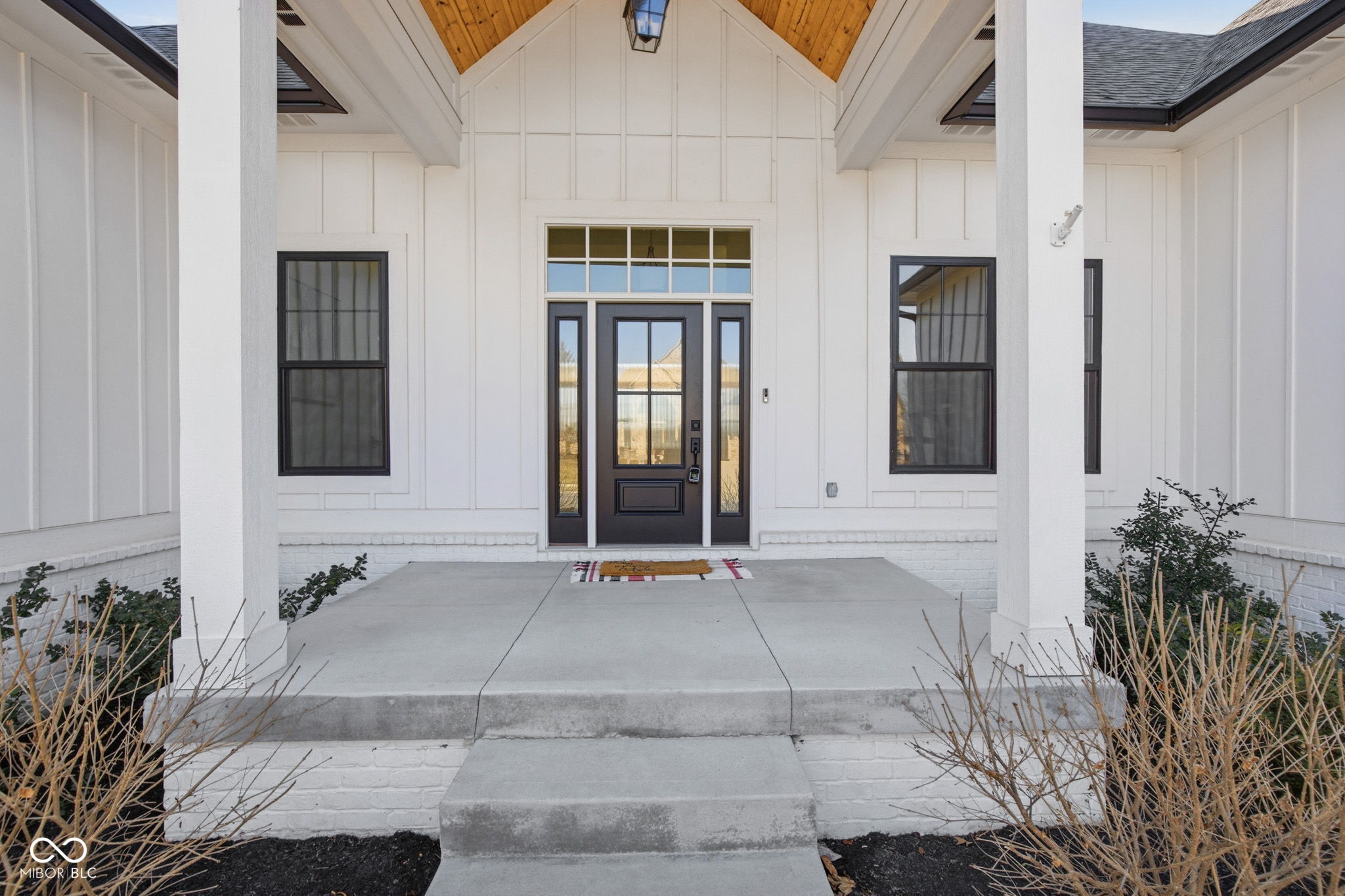 10405 Golden Bear Way