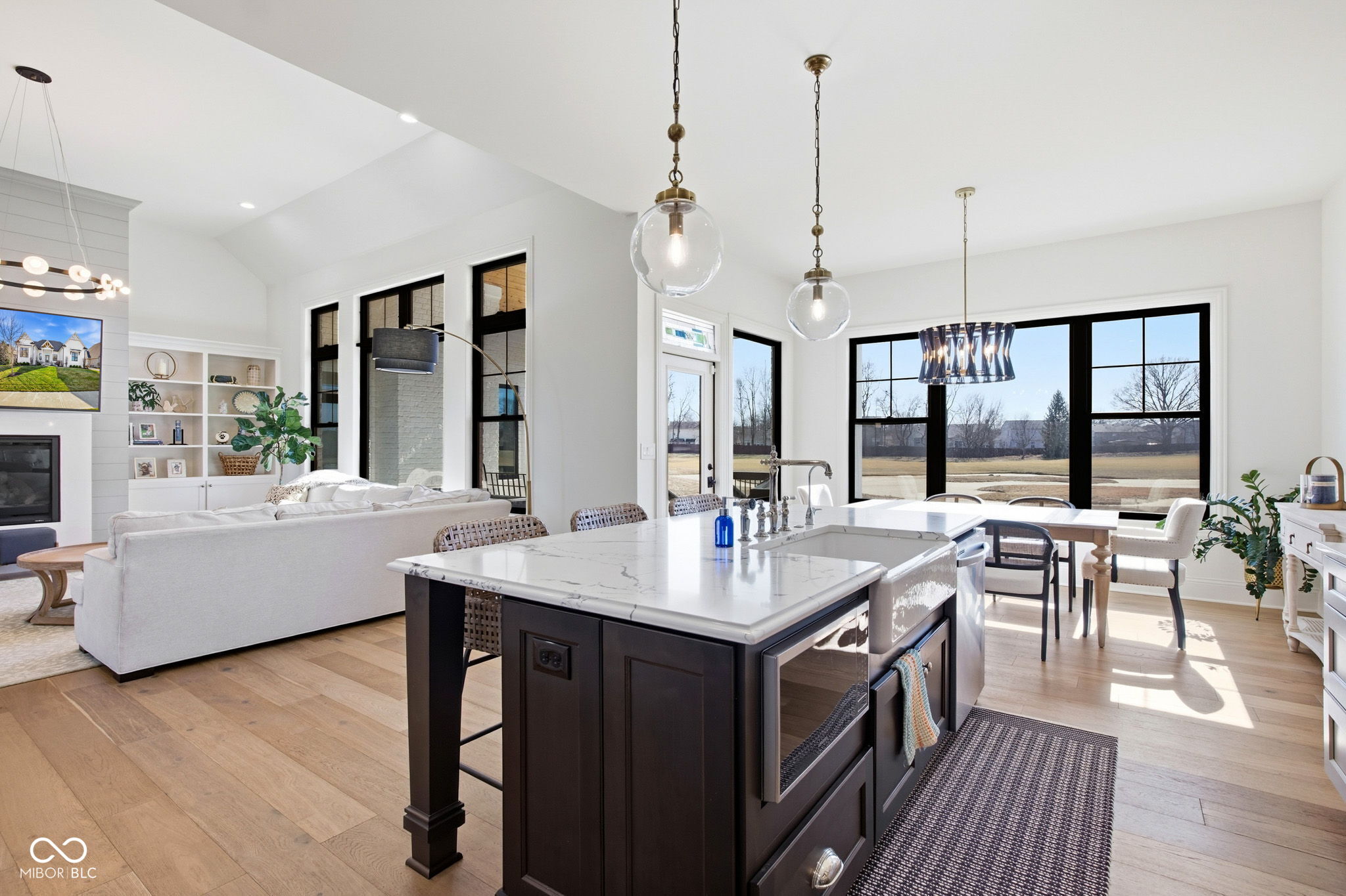 10405 Golden Bear Way