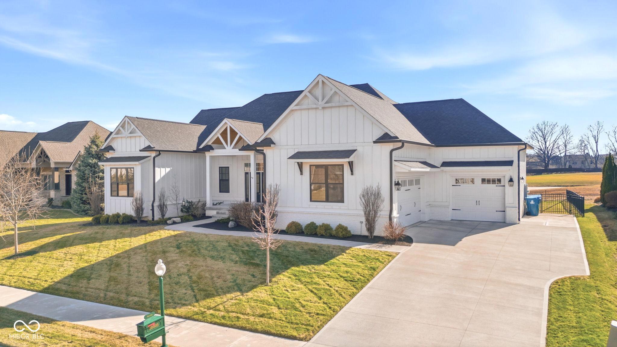 10405 Golden Bear Way