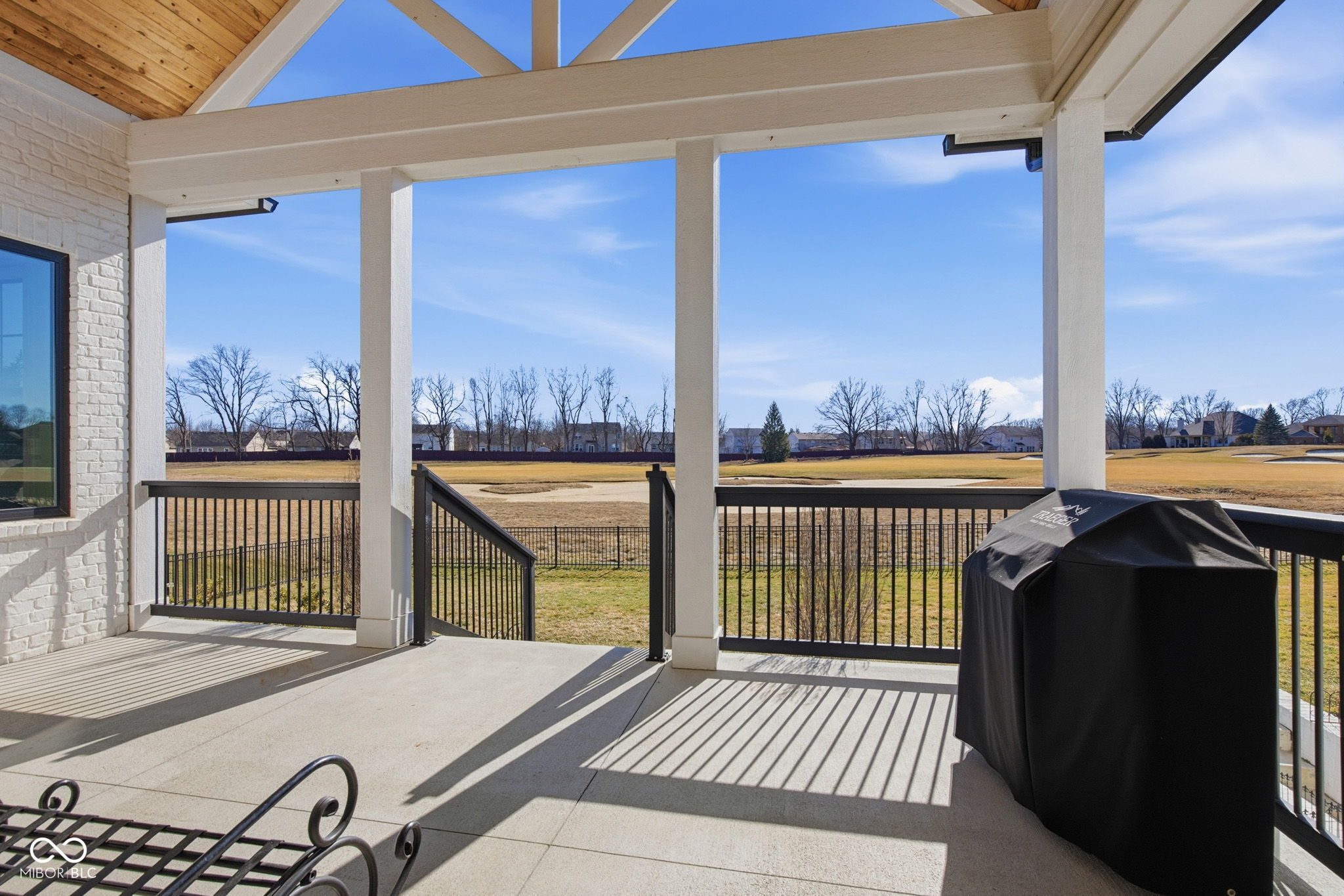 10405 Golden Bear Way